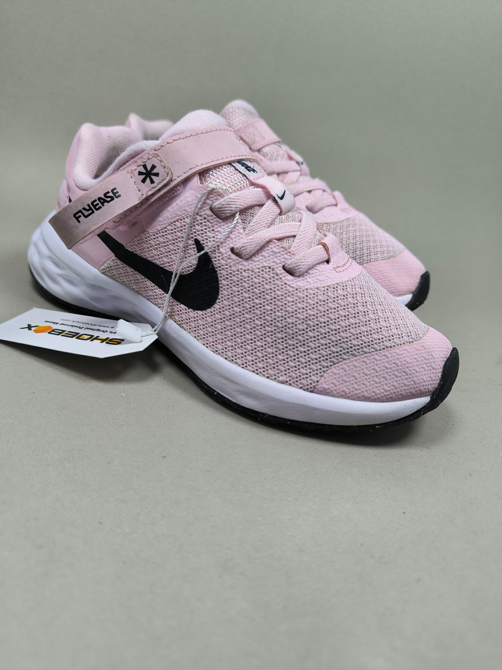 Nike Revolution 6 Fly Ease . Size : EUR  28 | Premium