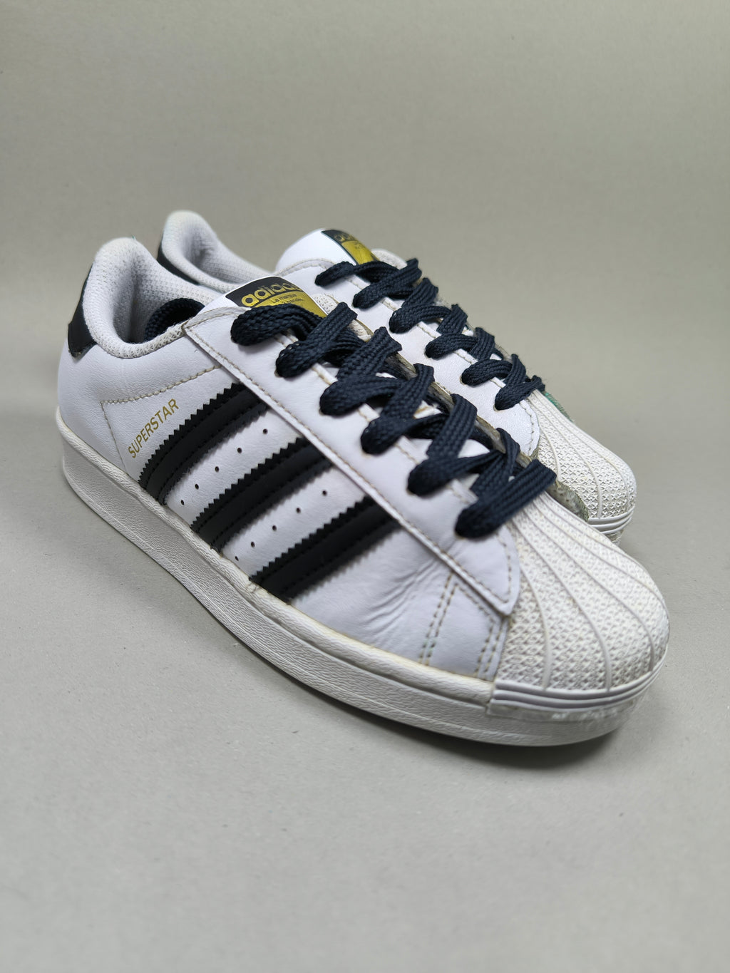Adidas Super star . Size : EUR  33 | Excellent+