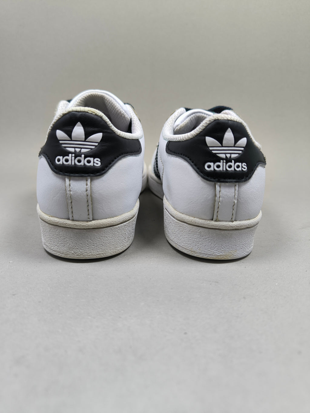 Adidas Super star . Size : EUR  33 | Excellent+