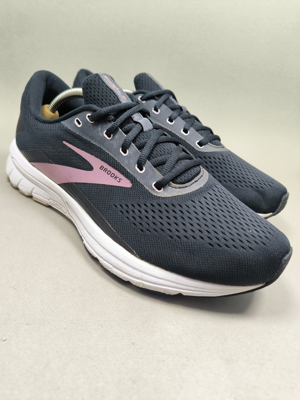 Brooks Signal 3 . Size : EUR  43 | Premium
