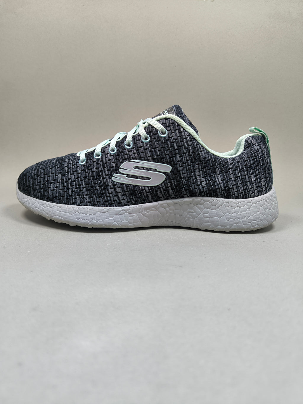 Skechers Burst . Size : EUR  39 | Premium