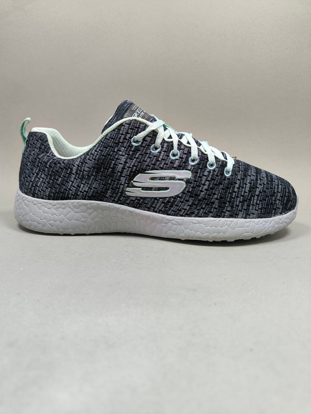 Skechers Burst . Size : EUR  39 | Premium