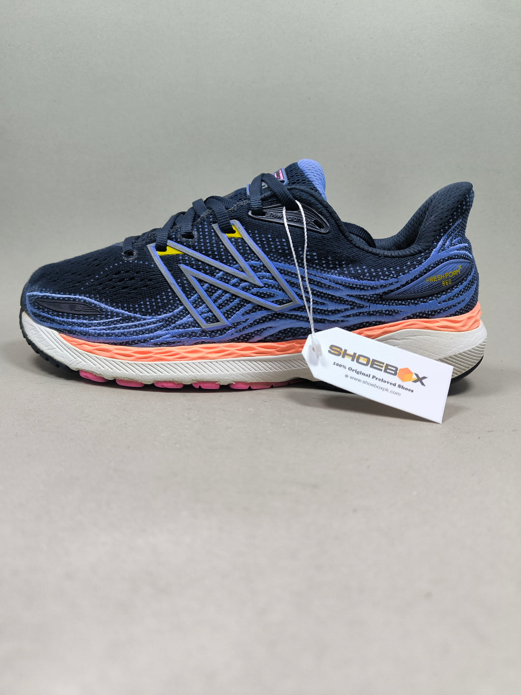 New Balance 860 . Size : EUR  39 | Premium