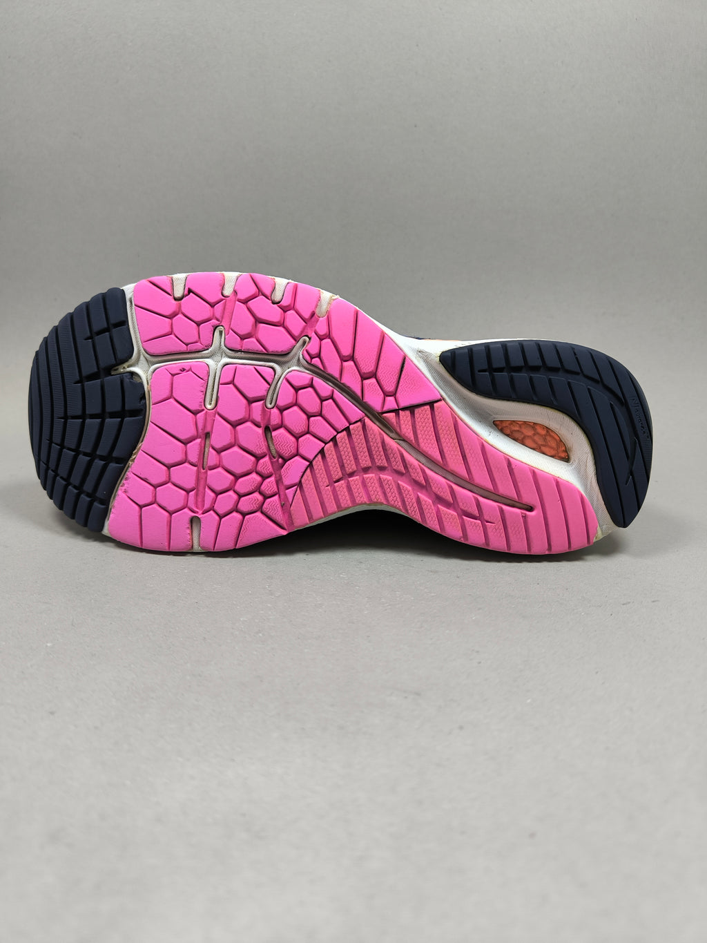 New Balance 860 . Size : EUR  39 | Premium