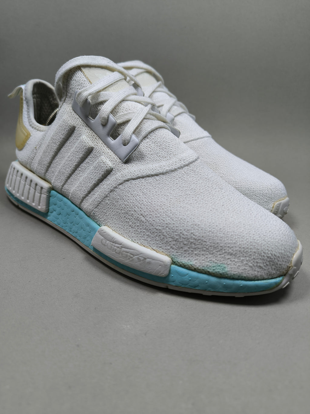 Adidas NMD R1 . Size : EUR  44 | Excellent+