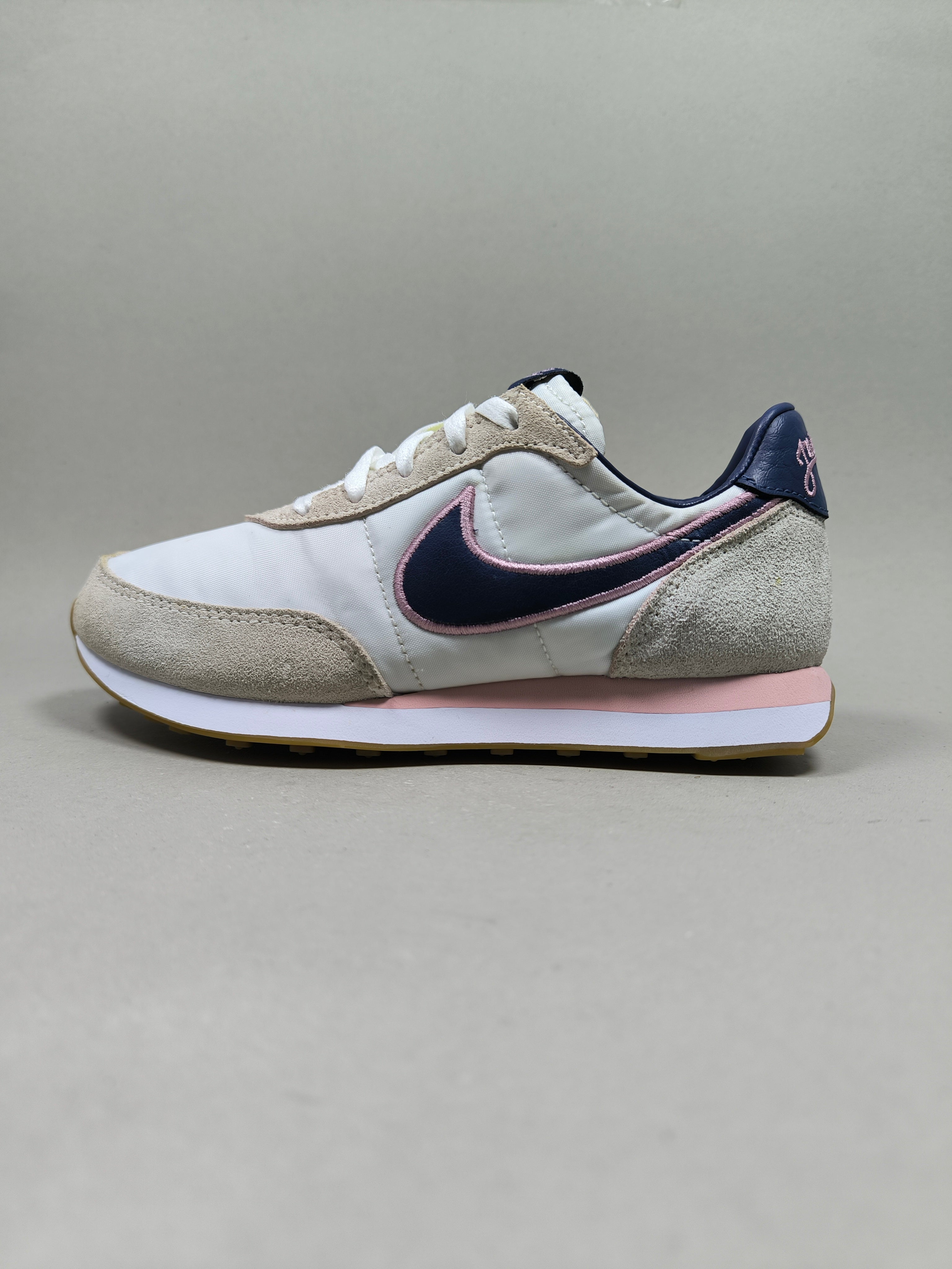 Nike Waffle . Size : EUR  33 | Premium+