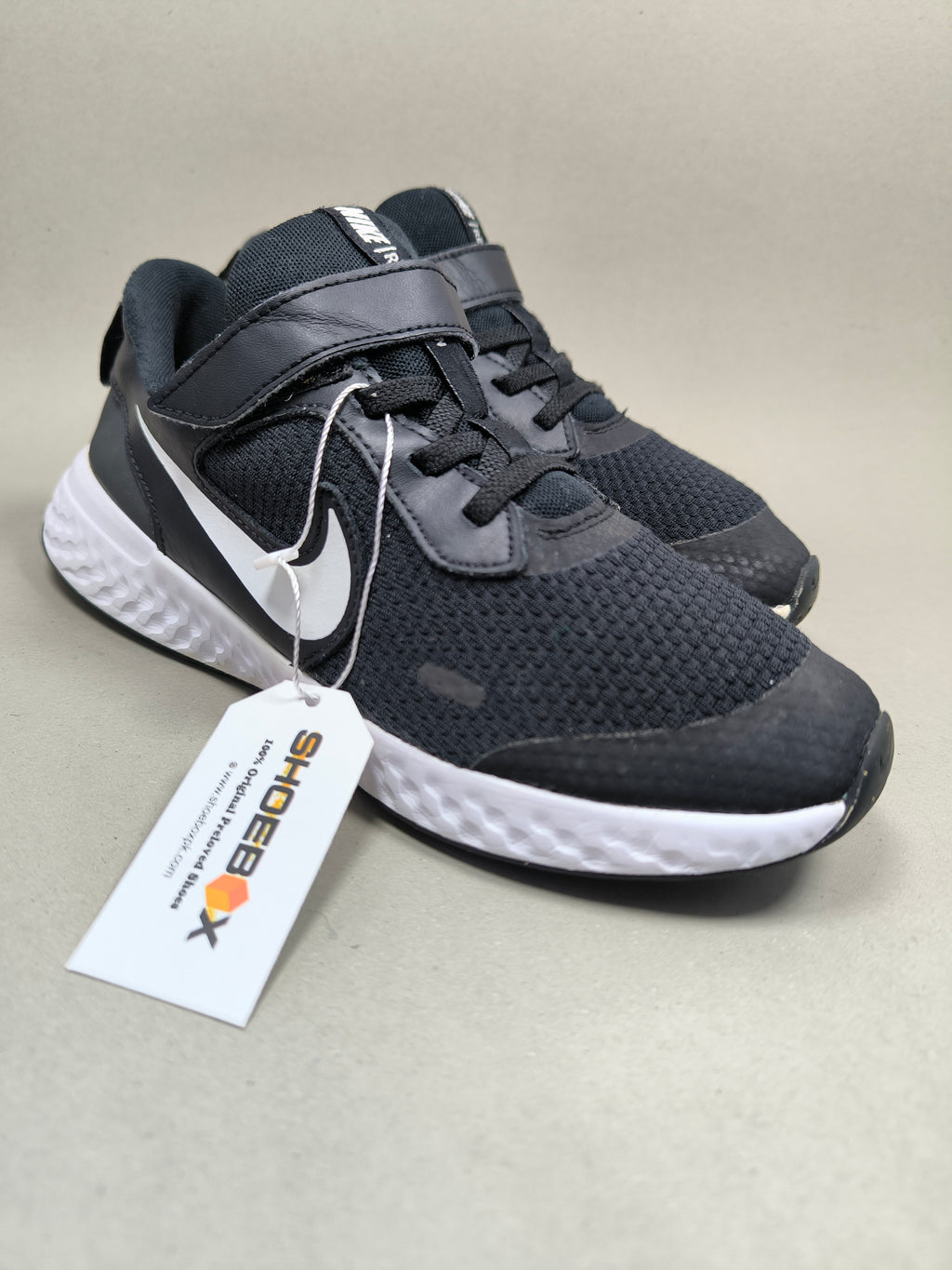 Nike Revolution . Size : EUR  34 | Excellent+