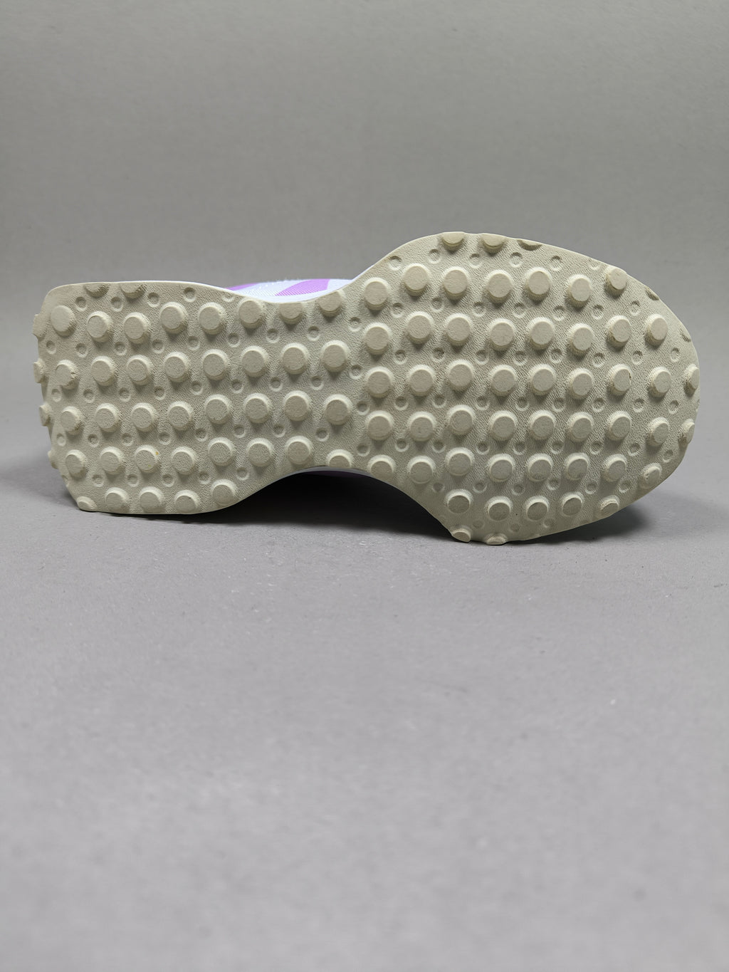 New Balance 327 . Size : EUR  32 | Premium