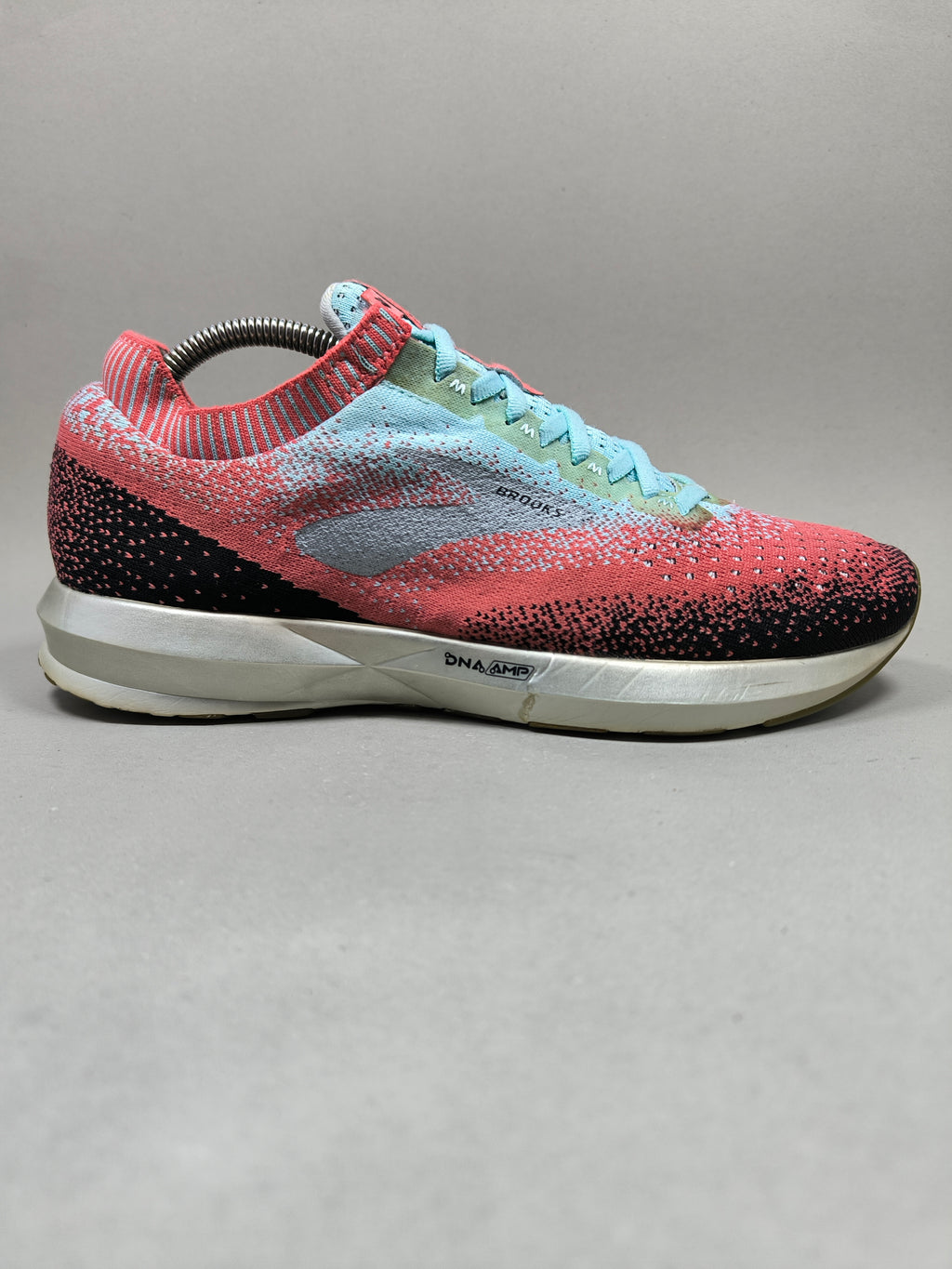 Brooks Levitate 2 . Size : EUR  40.5 | Excellent+
