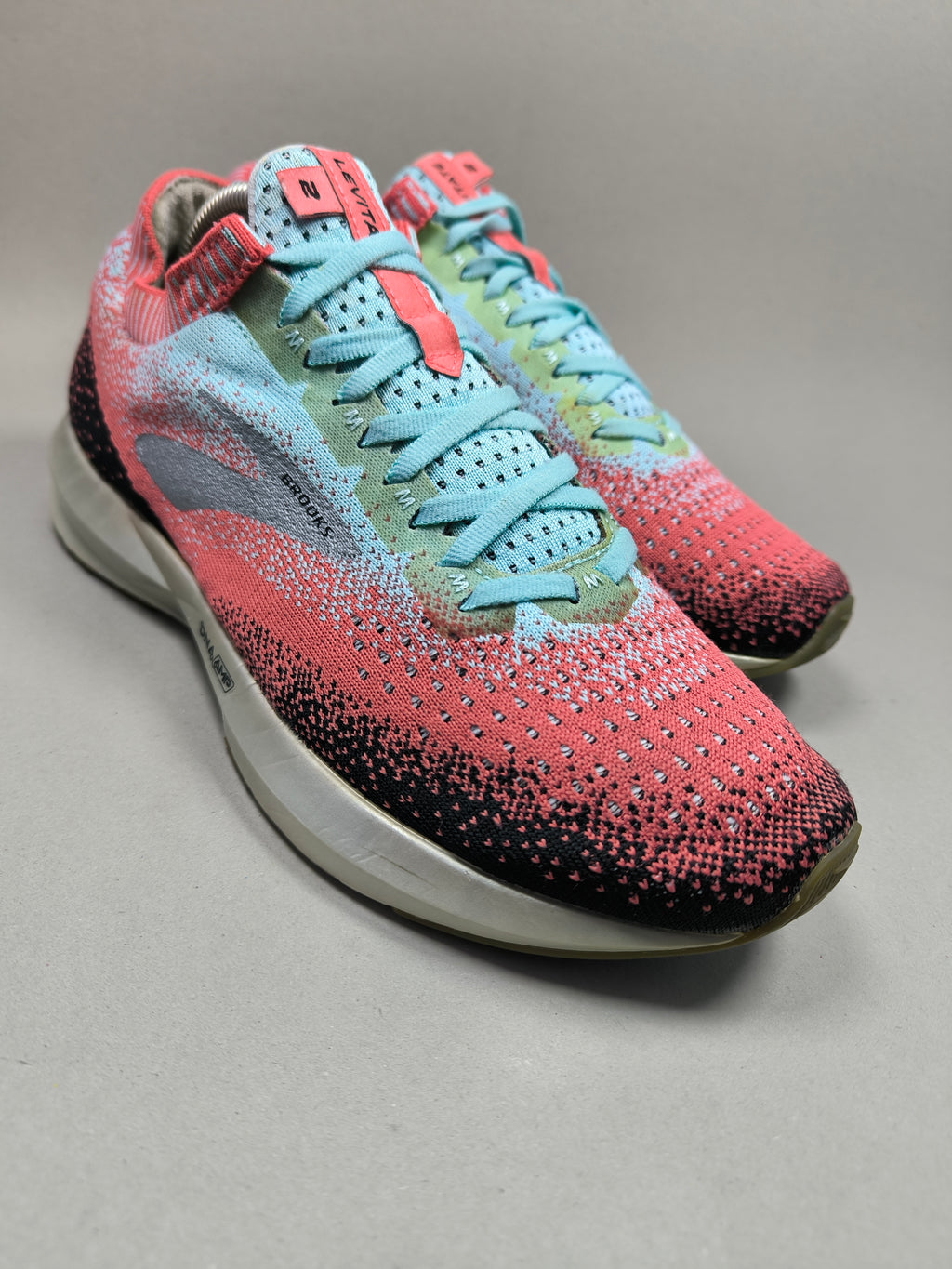 Brooks Levitate 2 . Size : EUR  40.5 | Excellent+