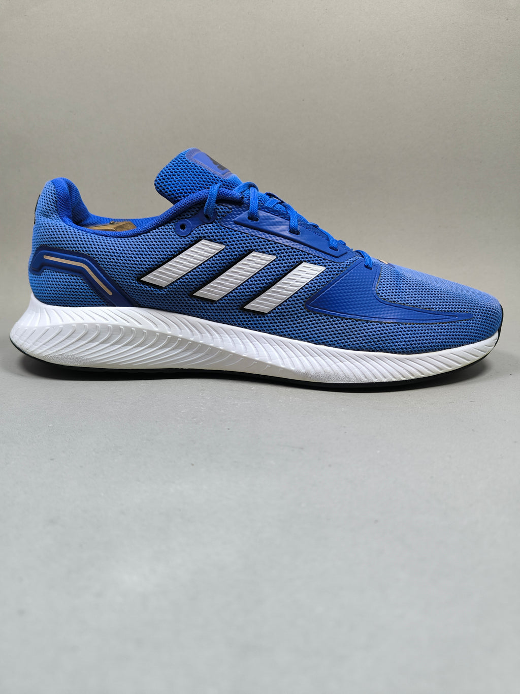 Adidas Run Falcon 2.0 . Size : EUR  44 | Premium