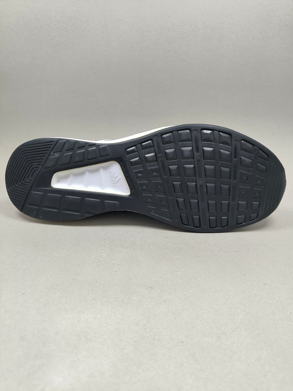 Adidas Run Falcon 2.0 . Size : EUR  44 | Premium