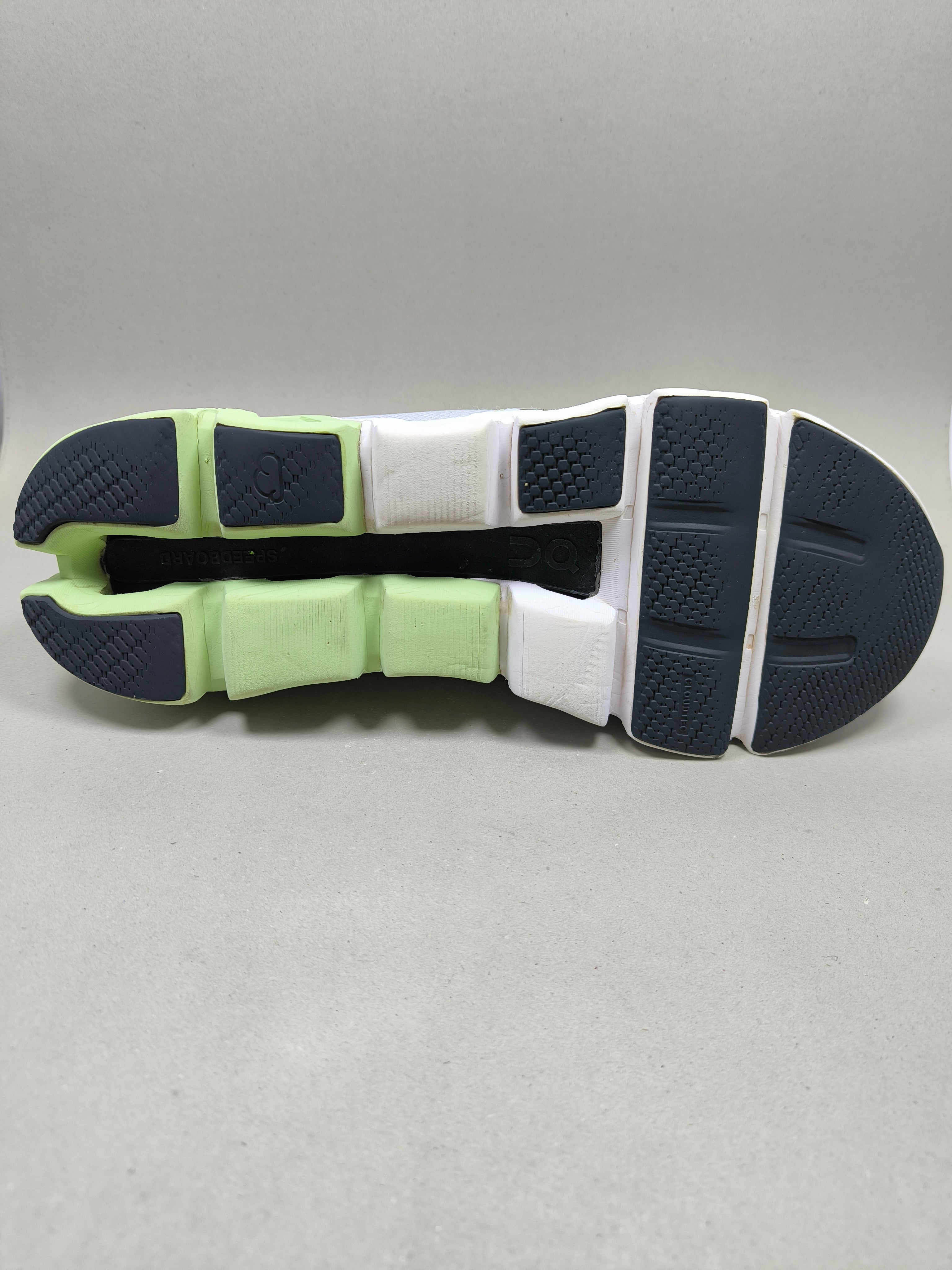 On Cloud Flyer 4 . Size : EUR  46 | Excellent+