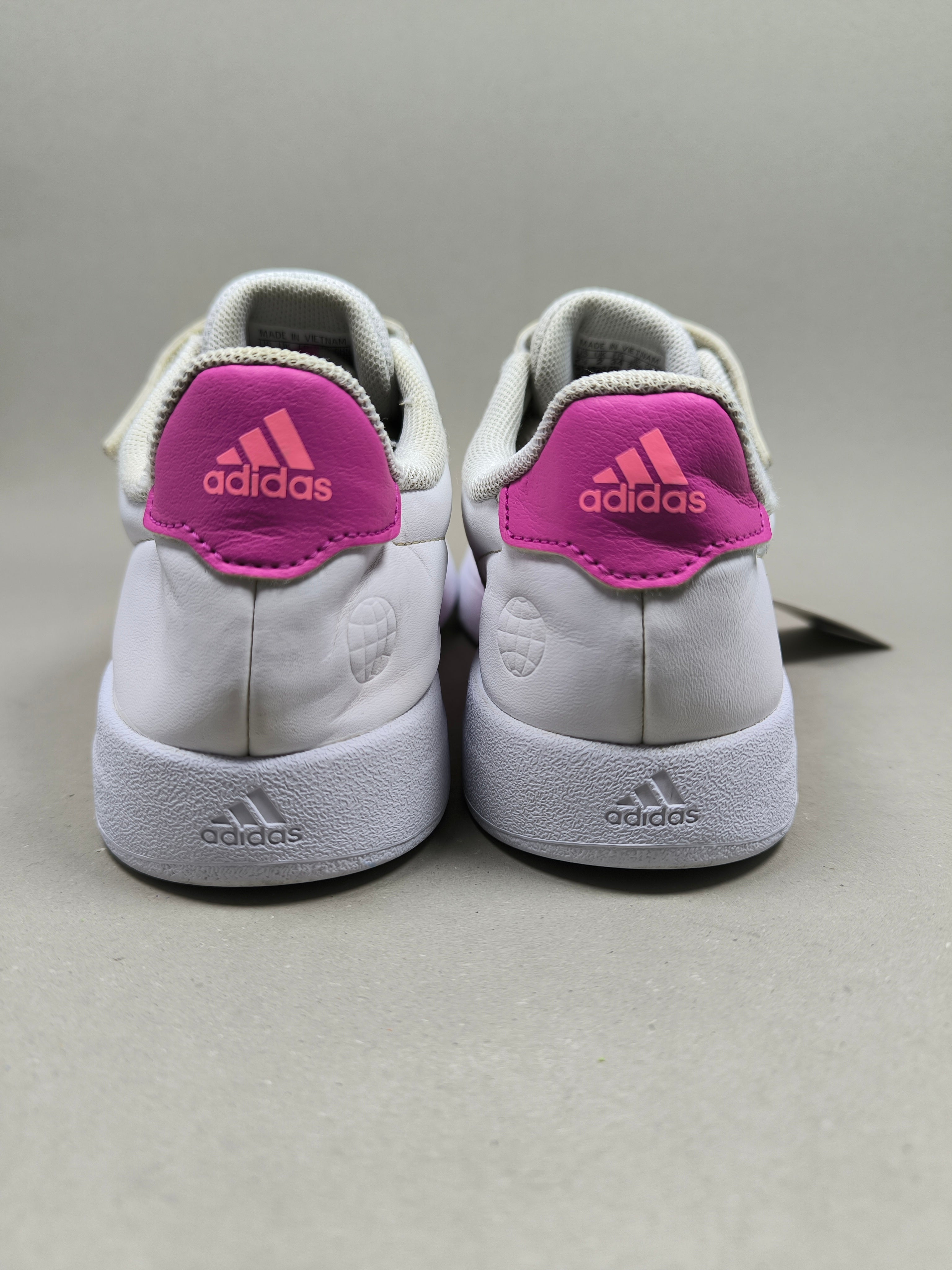 Adidas break net . Size : EUR  34 | Excellent+