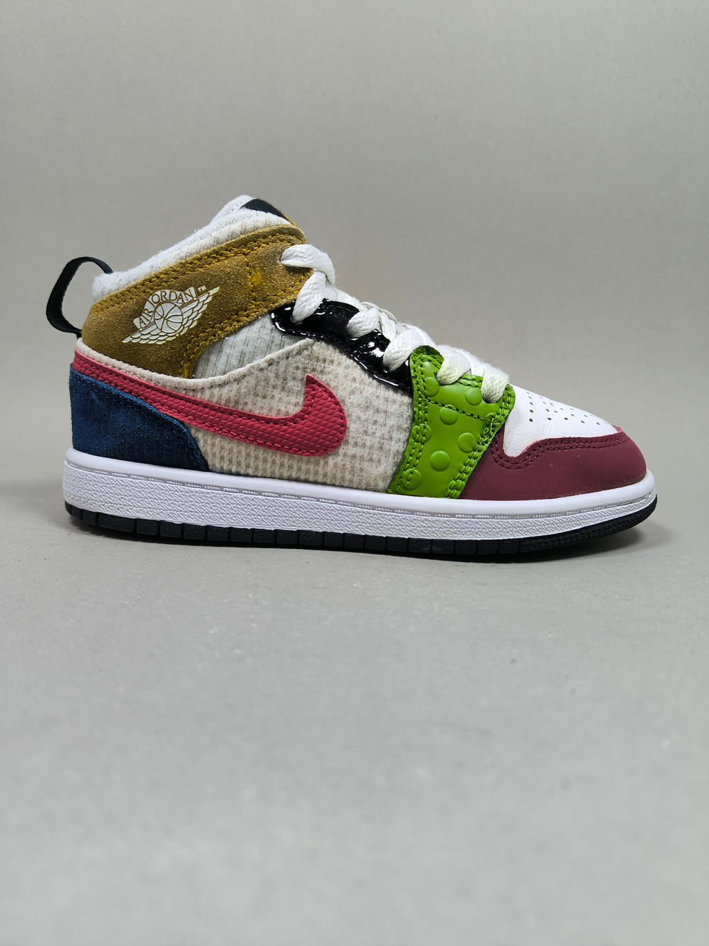 Nike Air Jordan 1 Mid GS . Size : EUR  31 | Premium