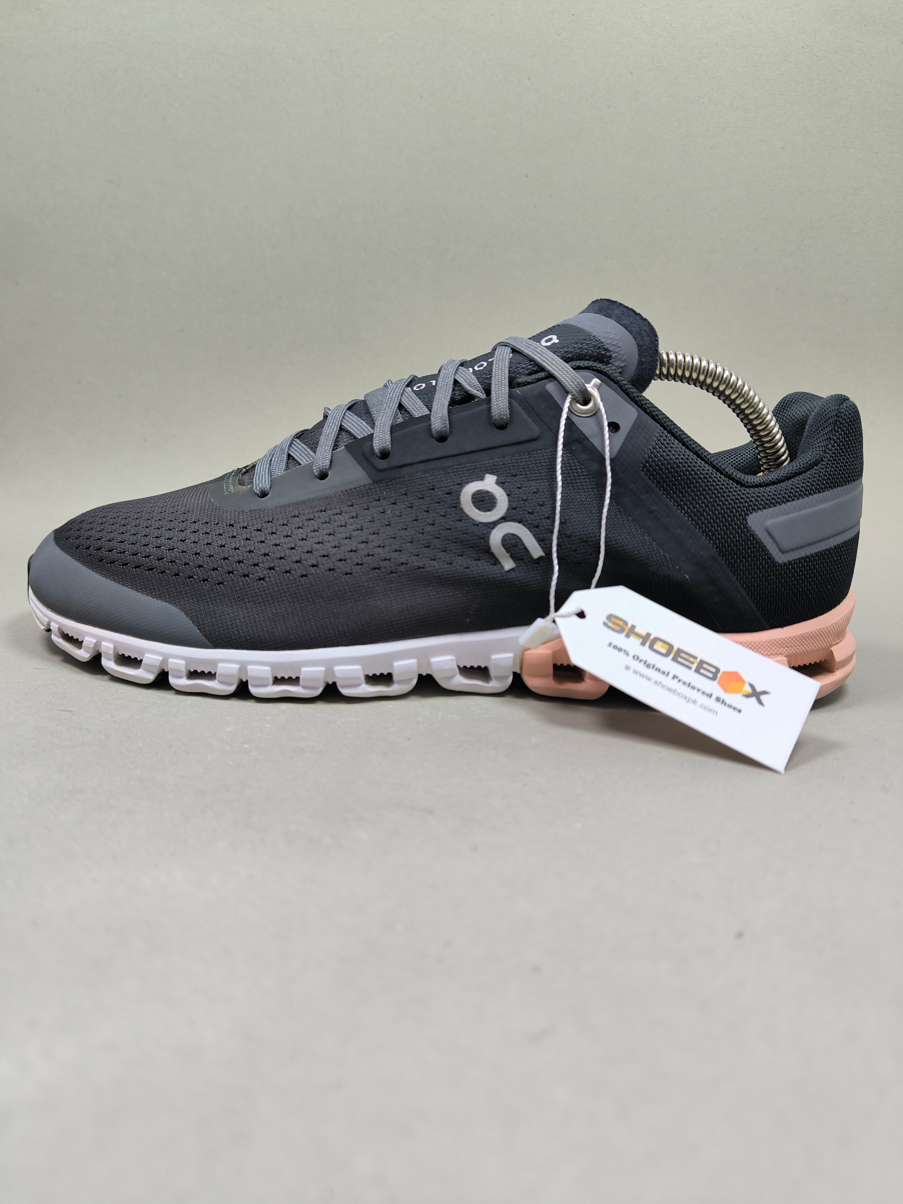 On cloud Cloud Flow . Size : EUR  40 | Excellent+