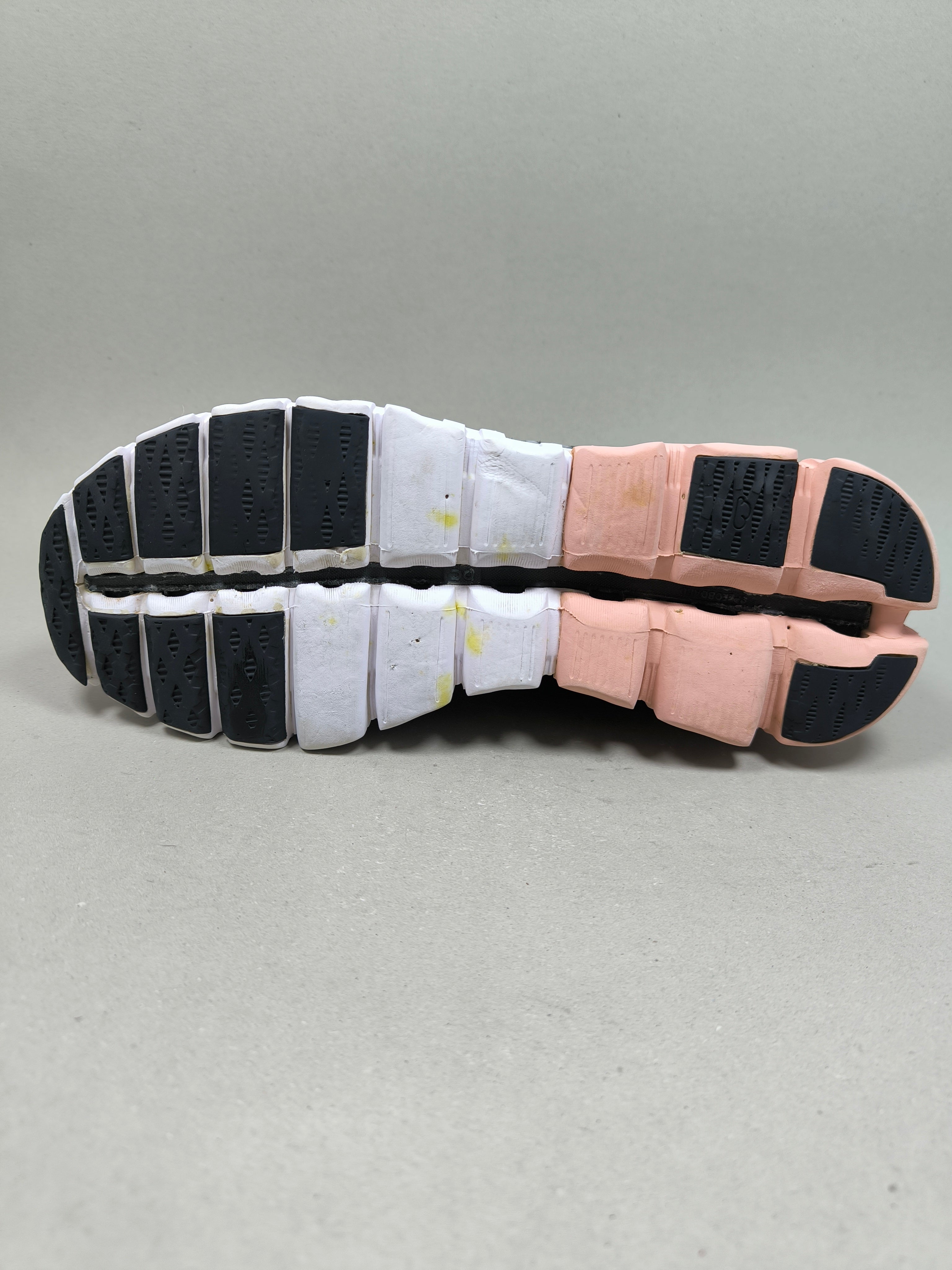 On cloud Cloud Flow . Size : EUR  40 | Excellent+