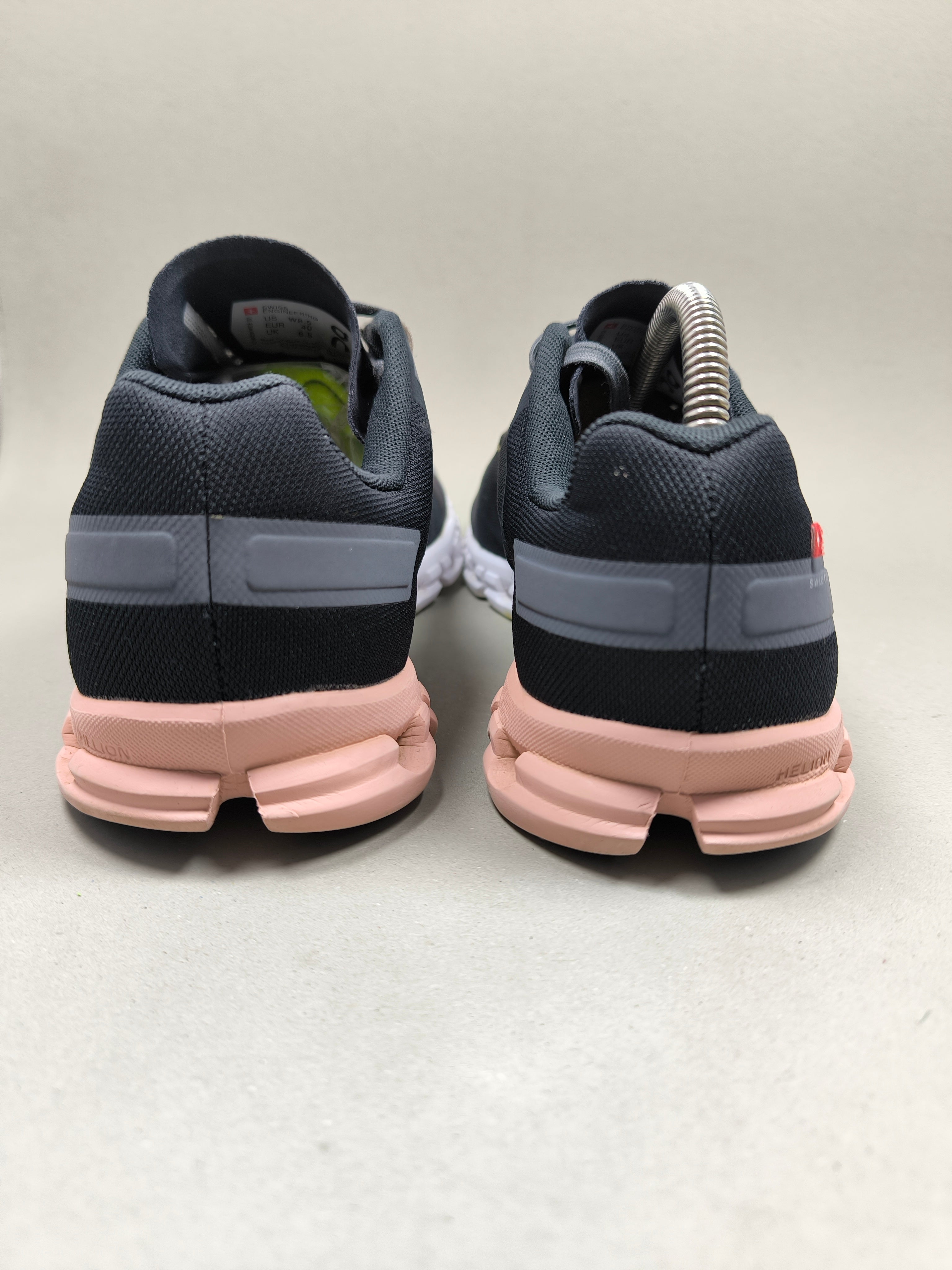 On cloud Cloud Flow . Size : EUR  40 | Excellent+