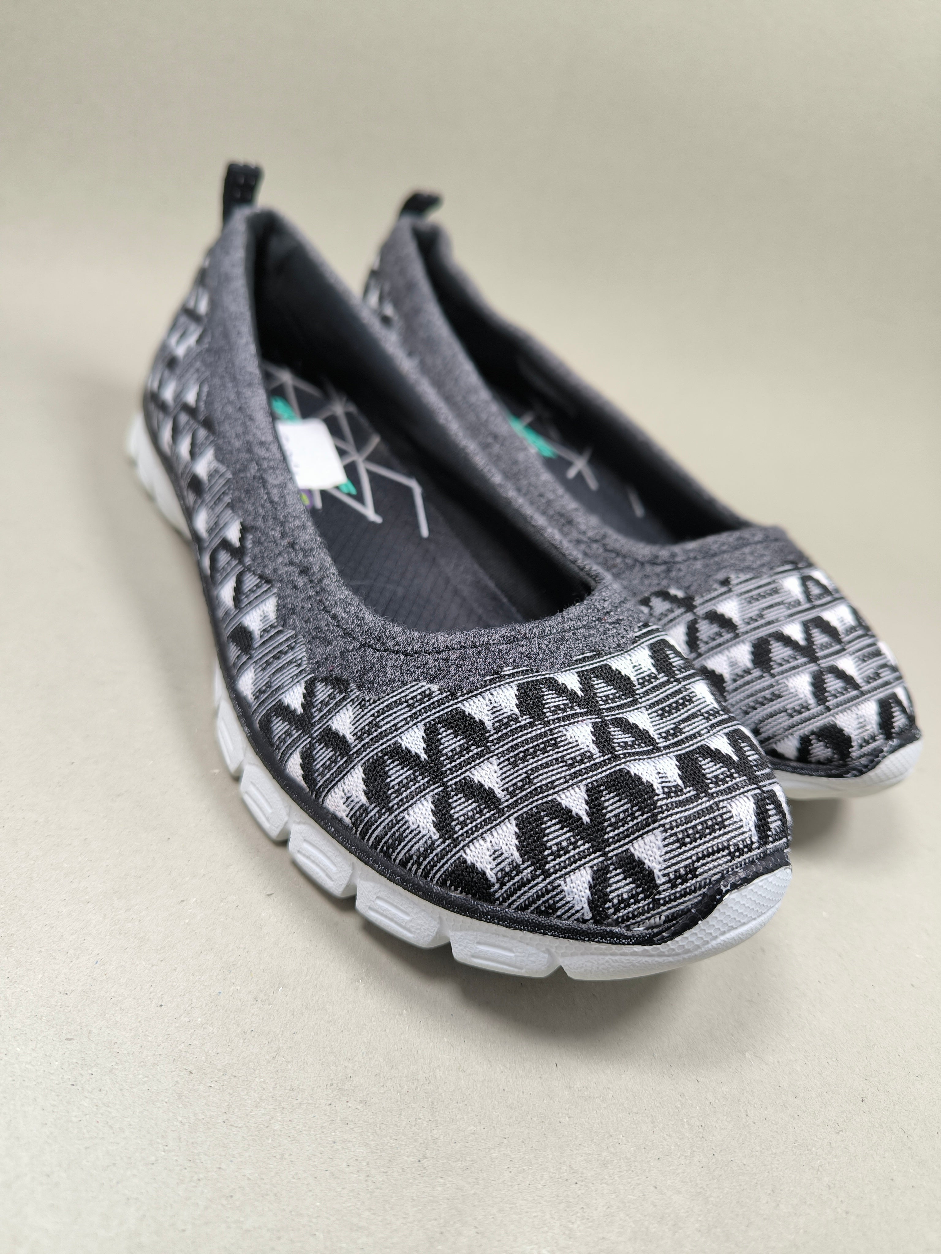 Skechers Ez Flex 3.0 . Size : EUR  37.5 | Premium