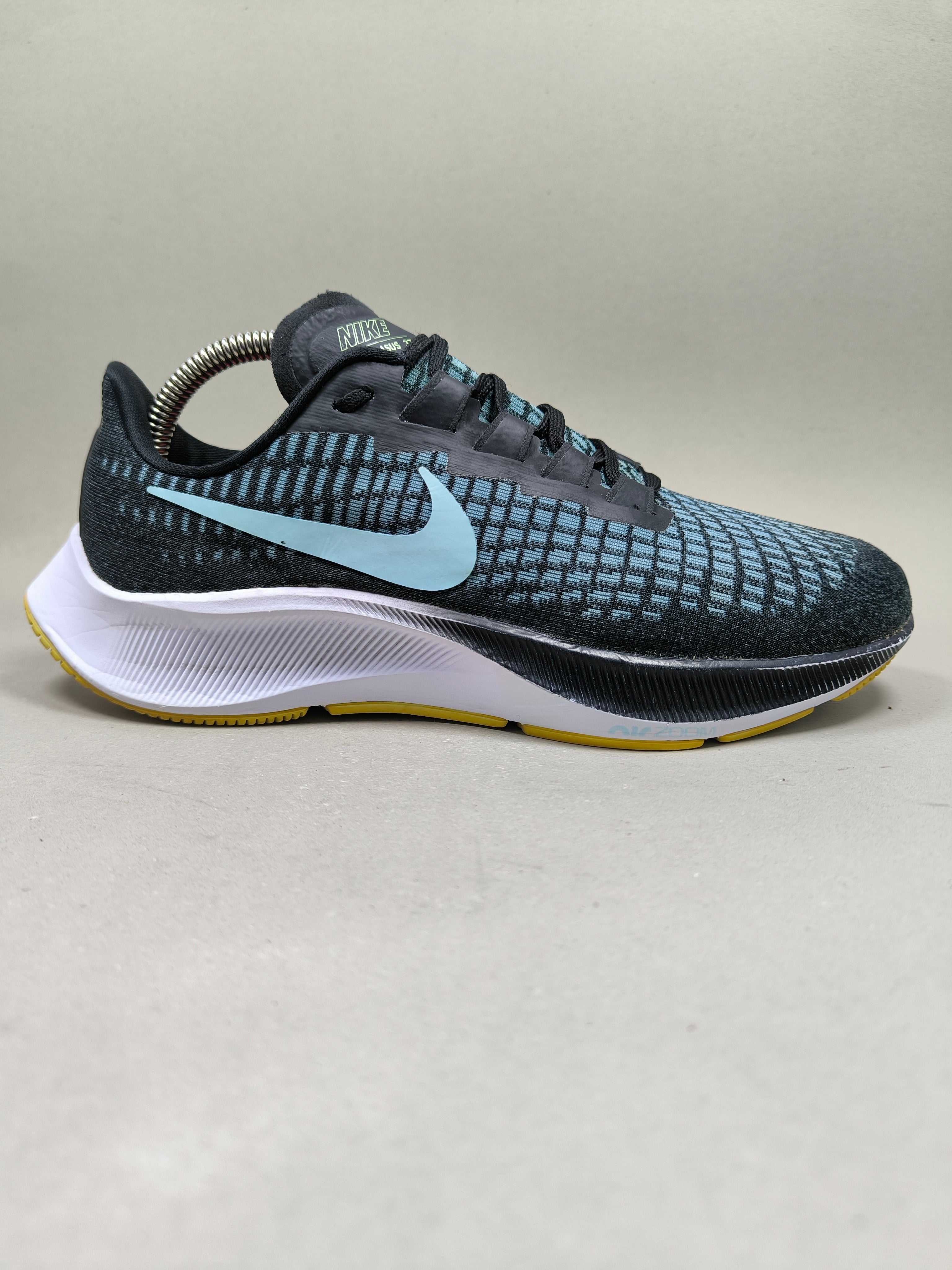 Nike Zoom Pegasus 37 . Size : EUR  39 | Premium