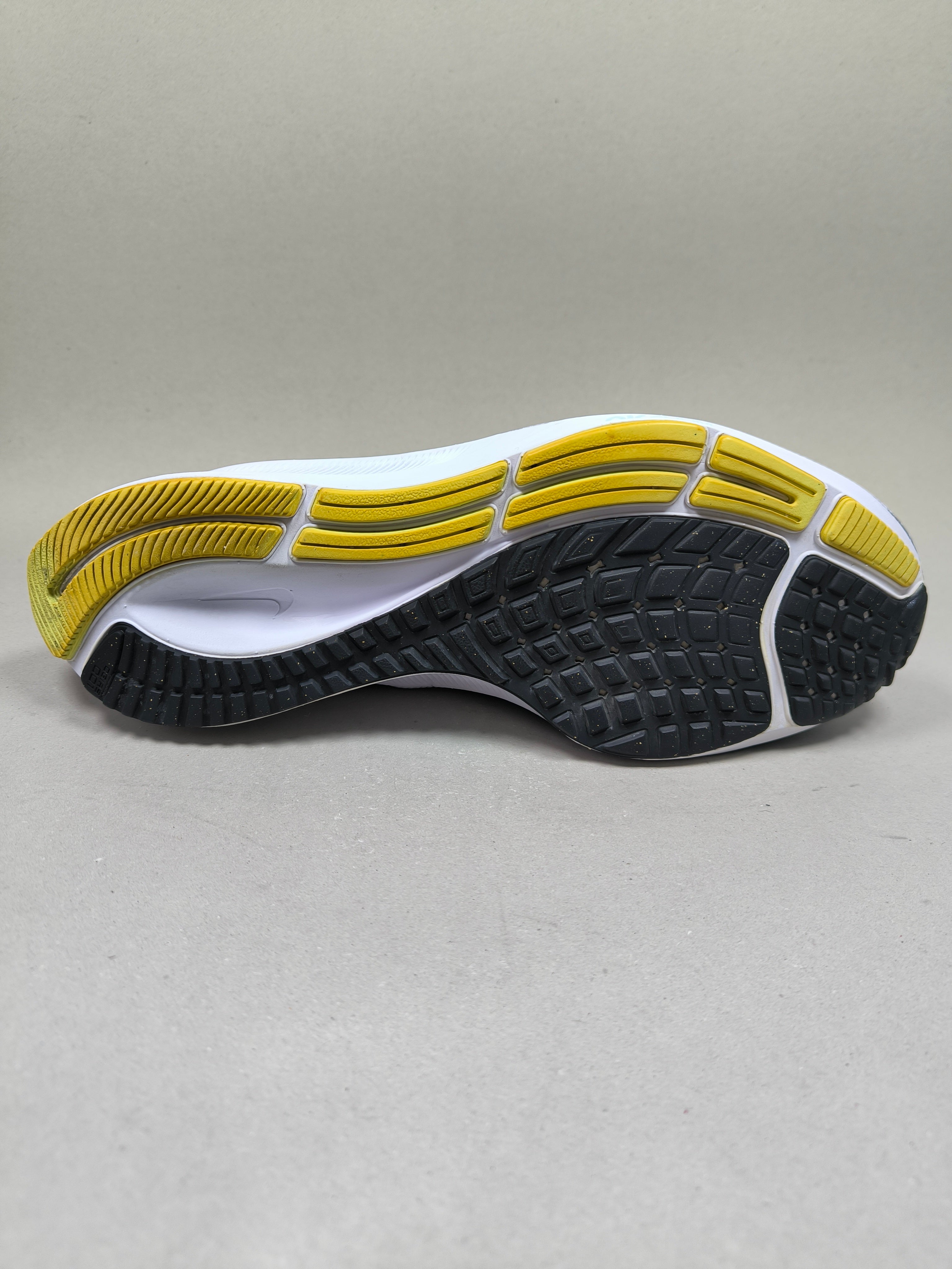 Nike Zoom Pegasus 37 . Size : EUR  39 | Premium