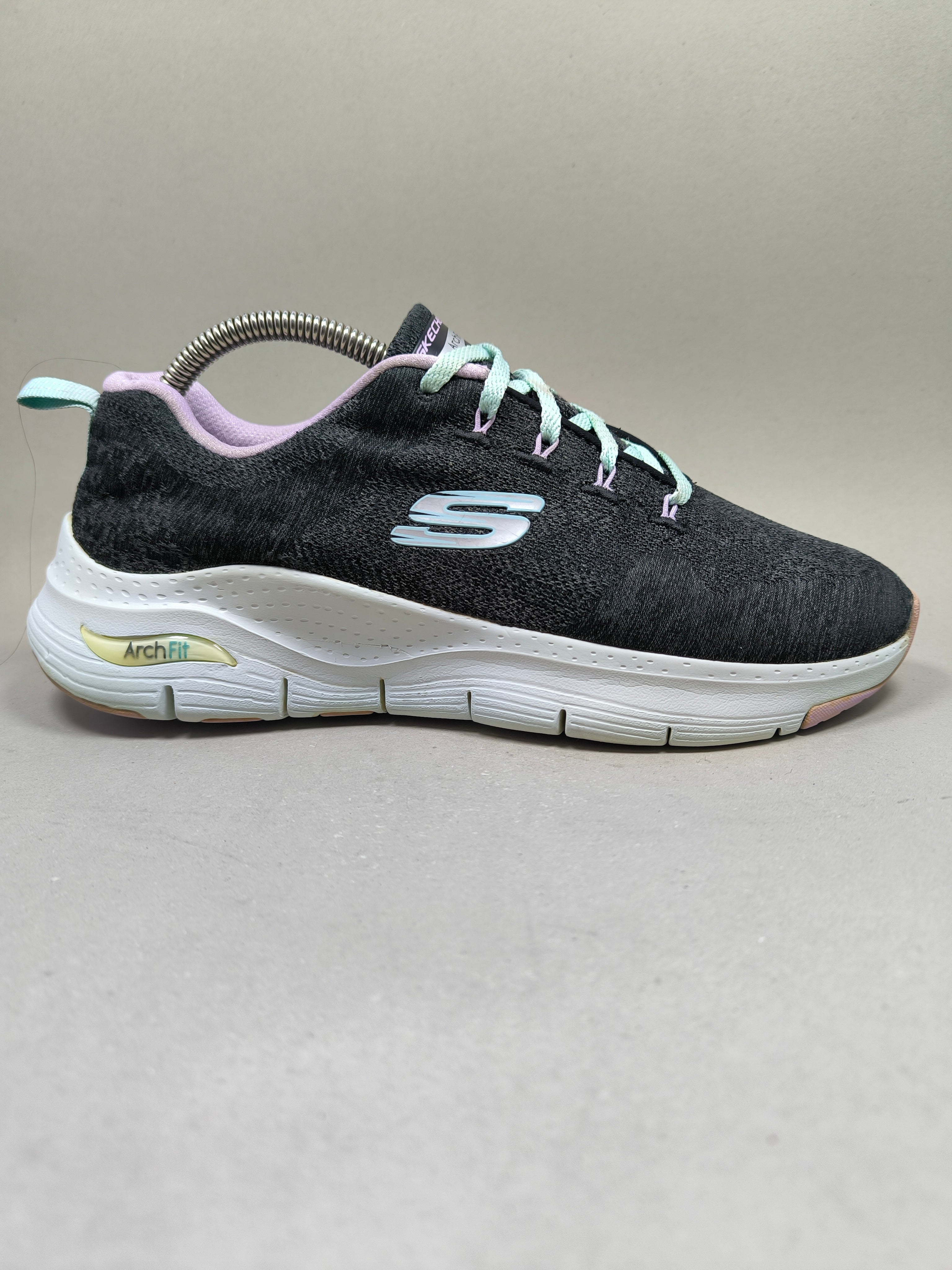 Skechers Arch Fit . Size : EUR  38 | Excellent+