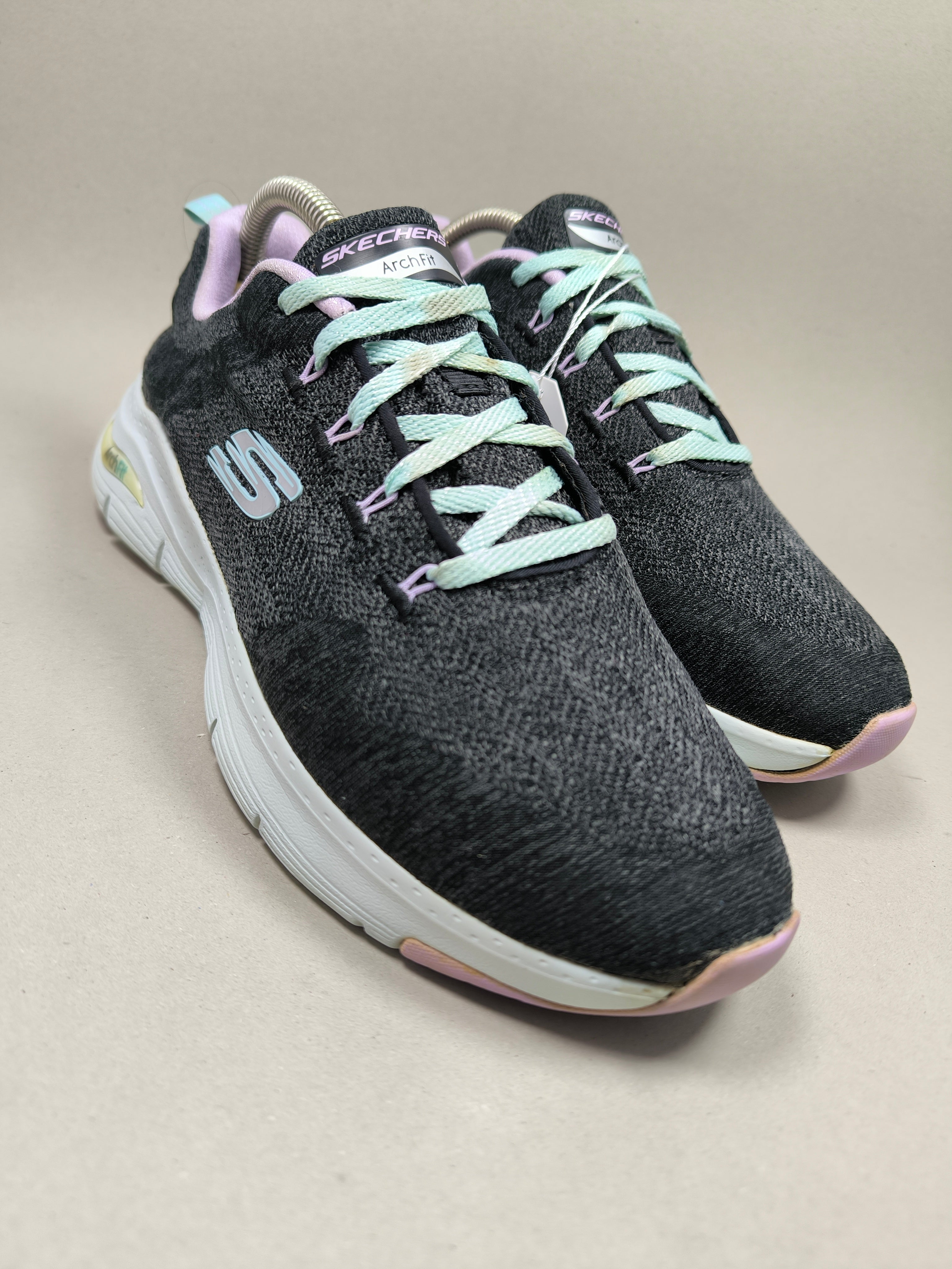 Skechers Arch Fit . Size : EUR  38 | Excellent+