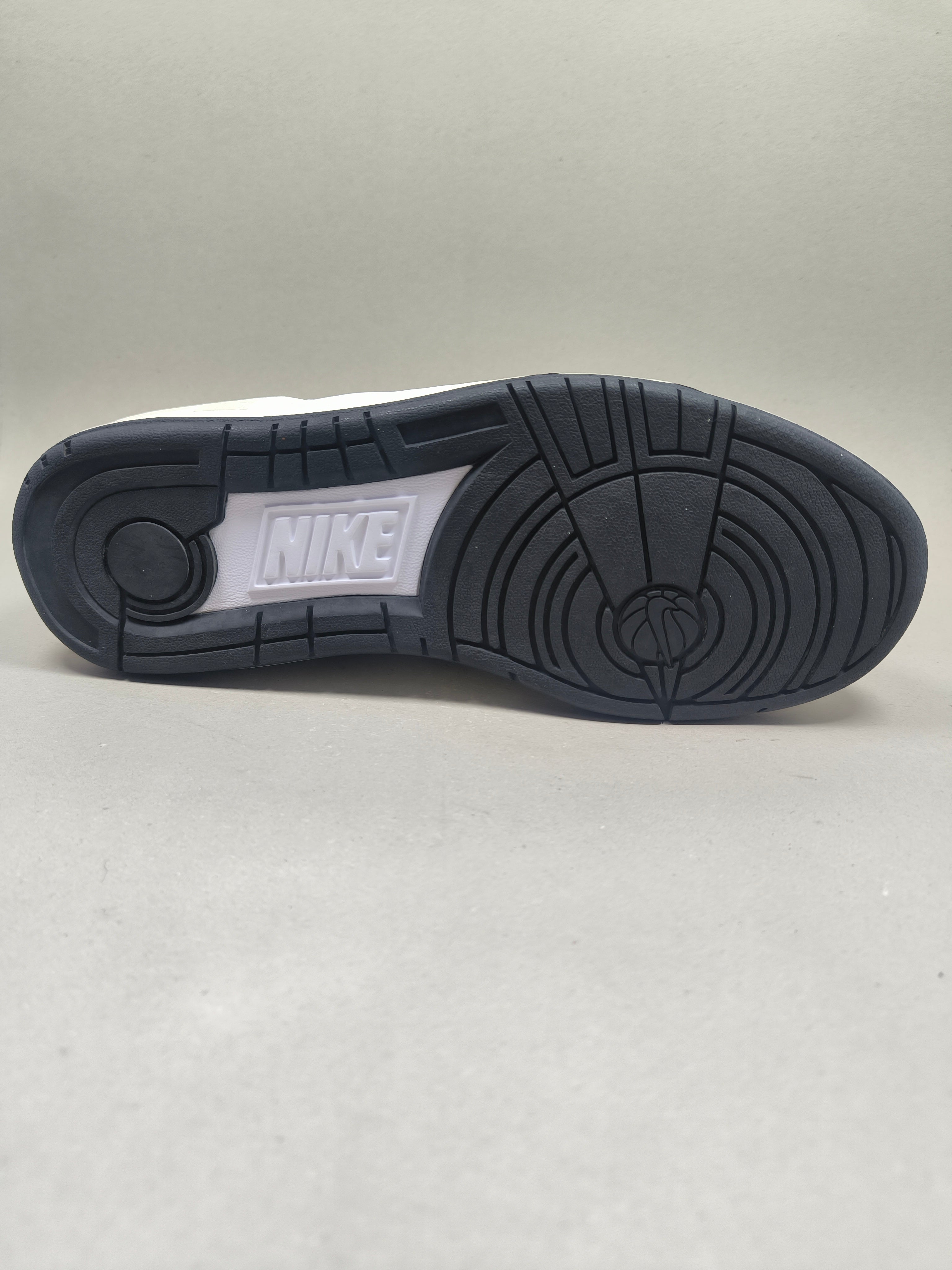 Nike Full Force Low . Size : EUR  44.5 | Premium