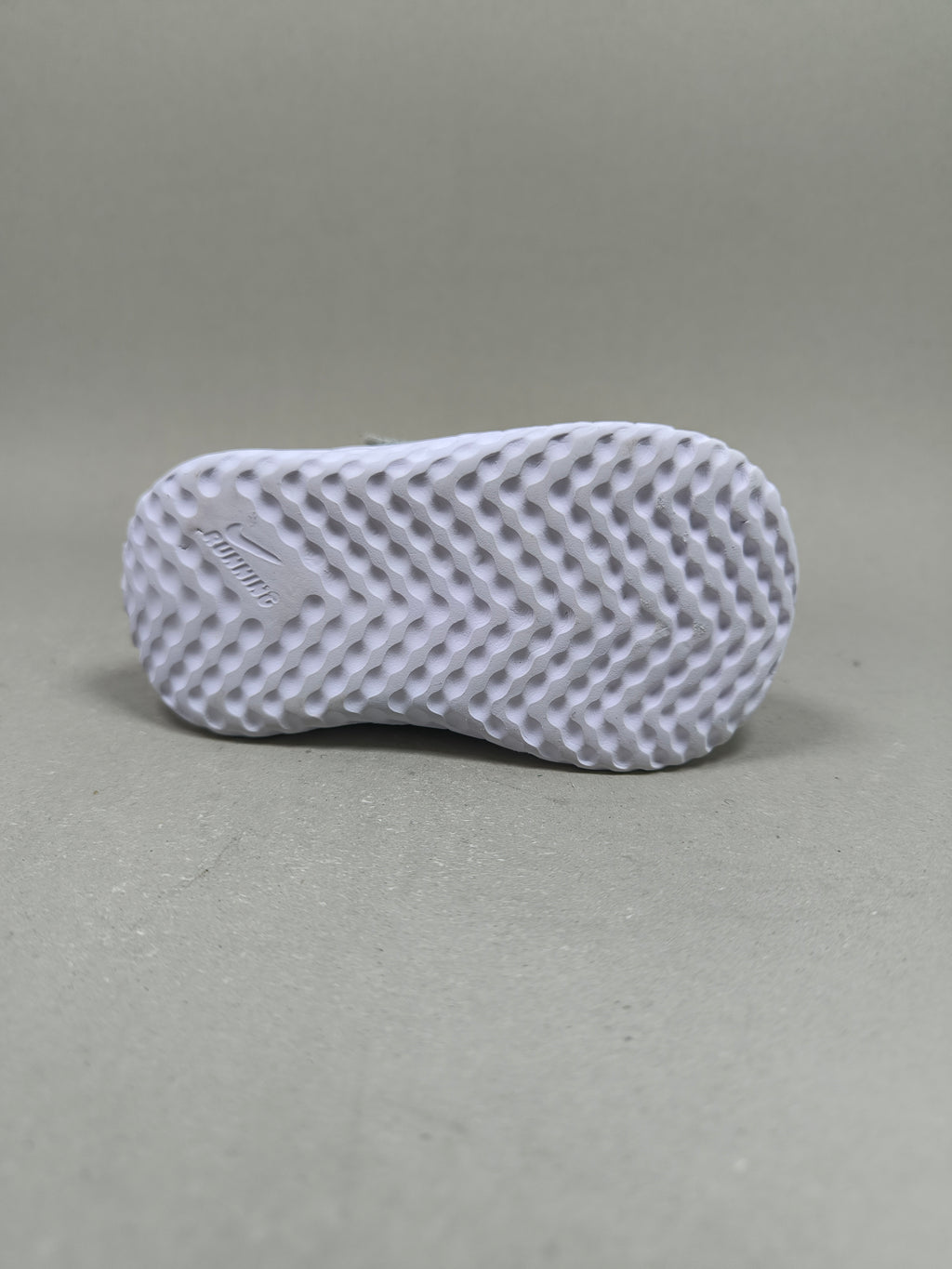 Nike Revolution . Size : EUR  19 | Premium