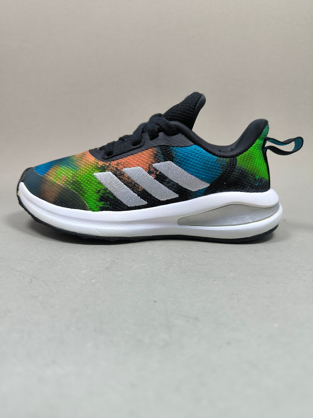Adidas Forta Run . Size : EUR  28 | Premium