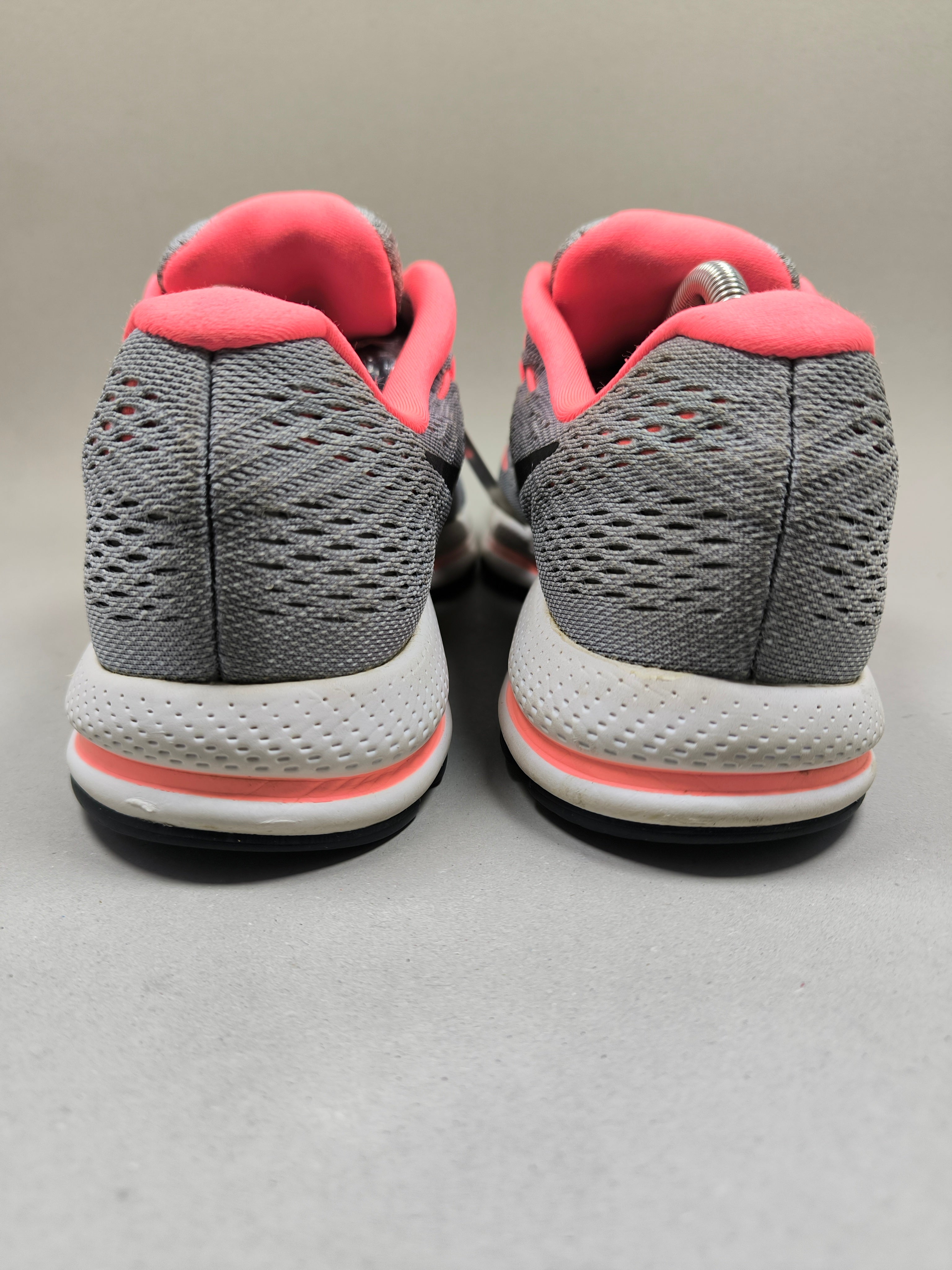 Nike Zoom vomero 12 . Size : EUR  42 | Excellent+