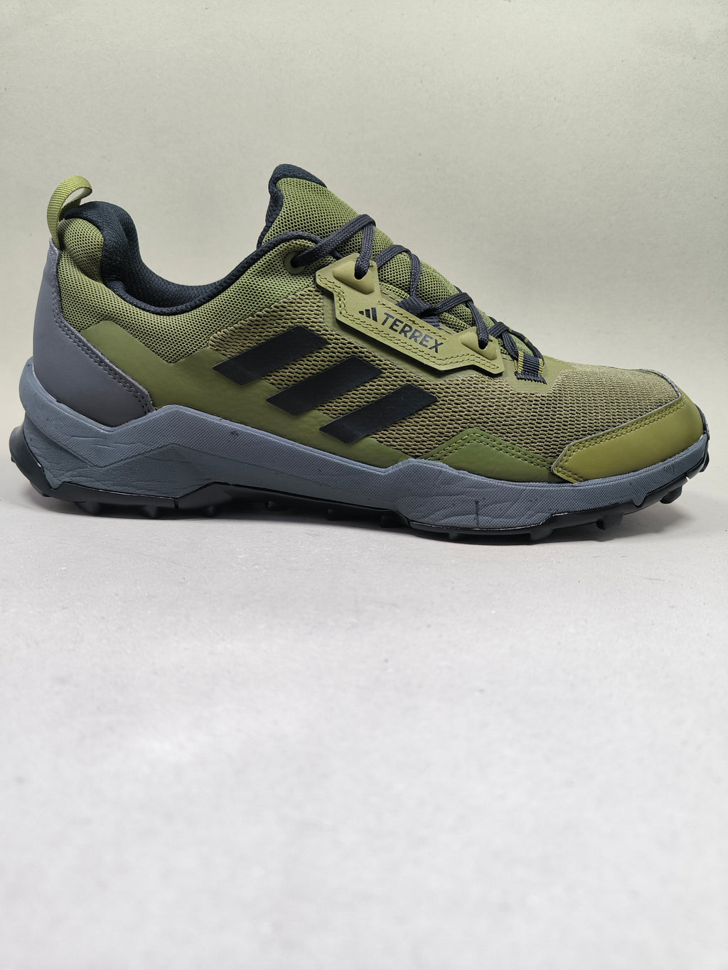 Adidas Terrex . Size : EUR  46 | Premium