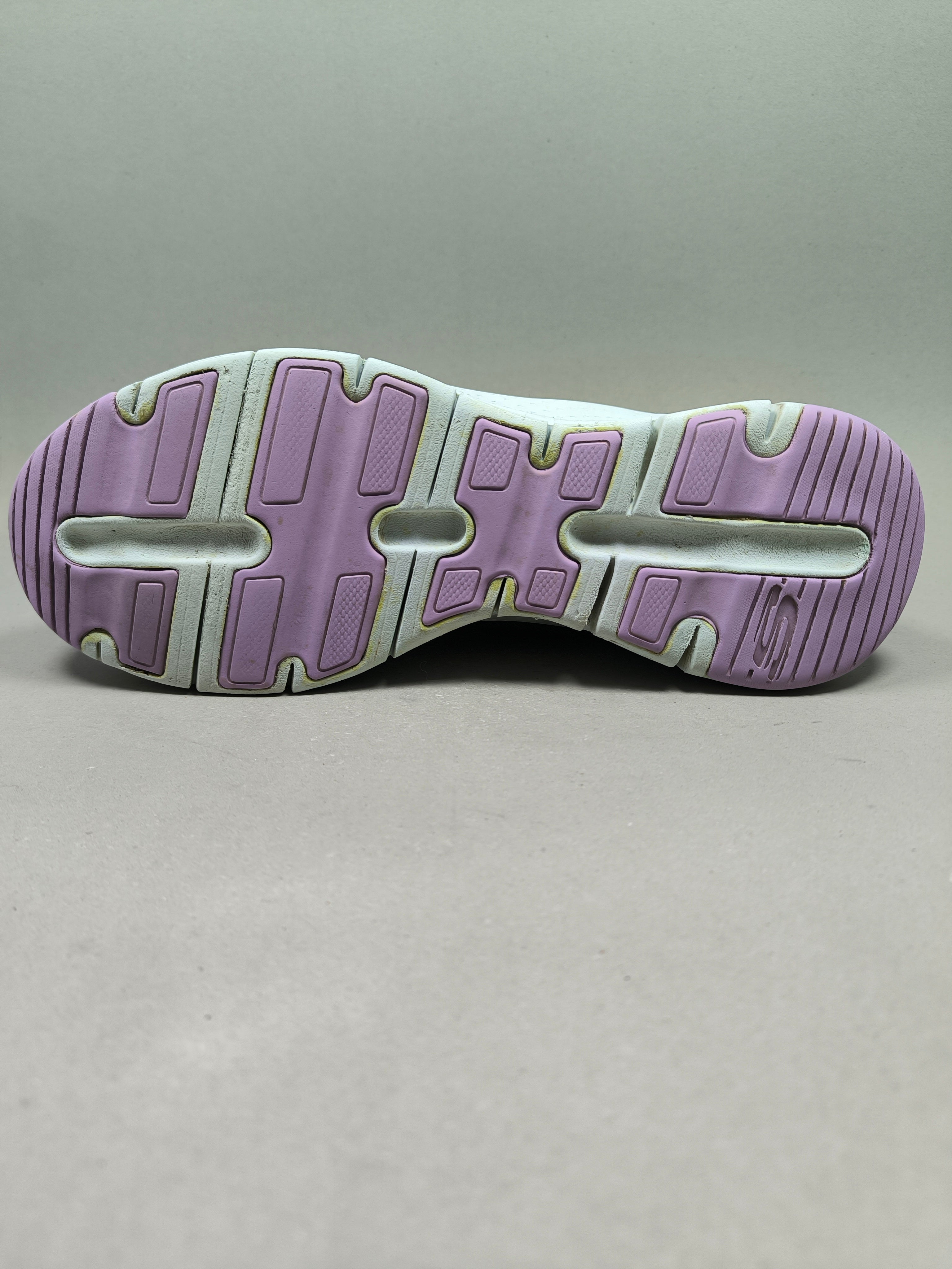 Skechers Arch Fit . Size : EUR  40 | Excellent+