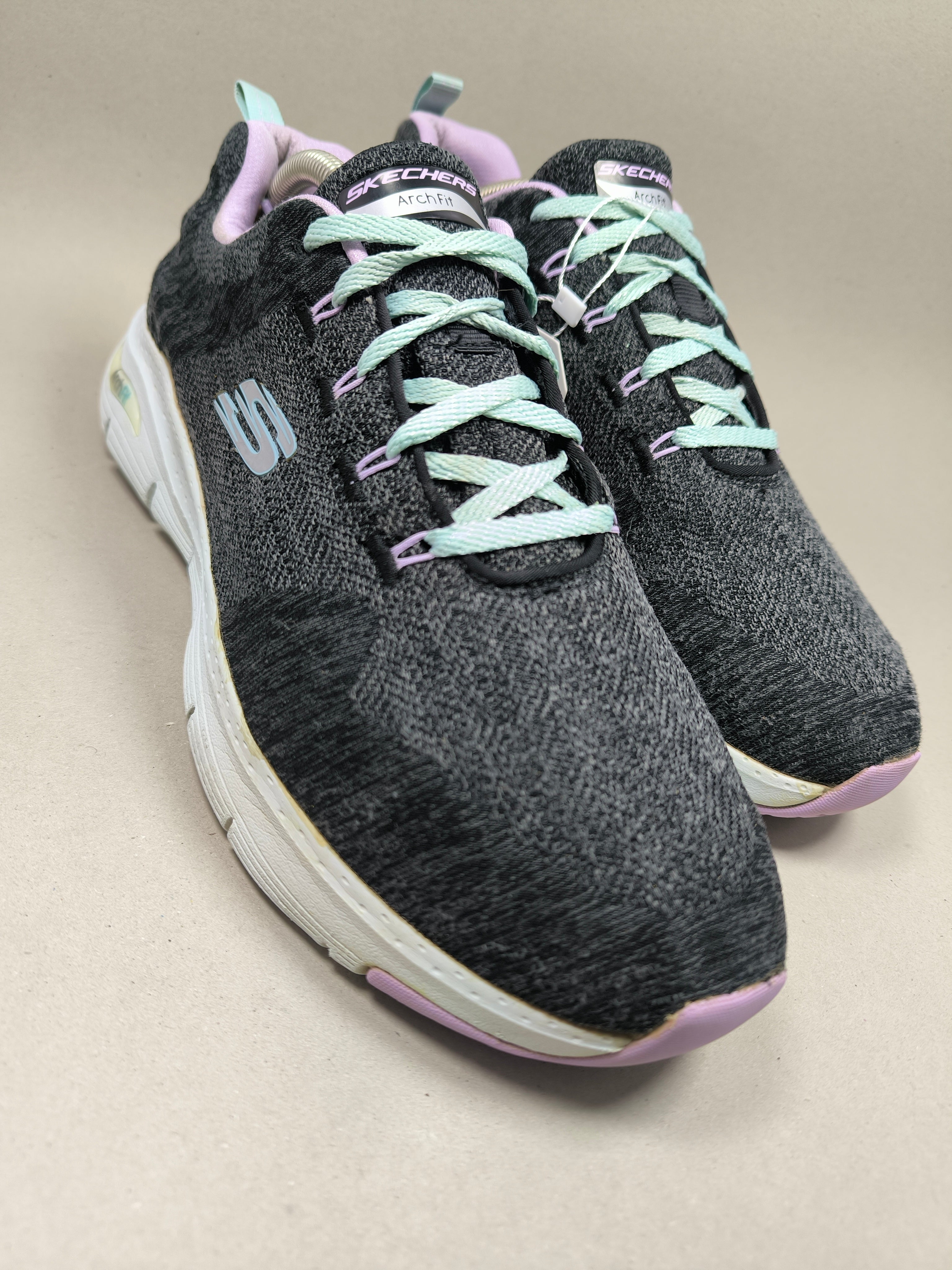 Skechers Arch Fit . Size : EUR  40 | Excellent+