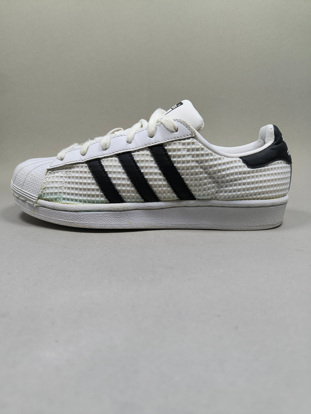 Adidas Super Star . Size : EUR  38 | Premium
