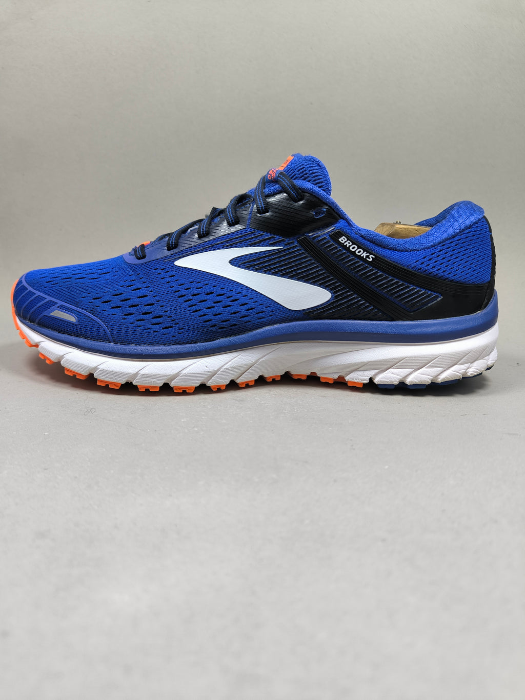 Brooks Adrenaline GTS . Size : EUR  44.5 | Premium