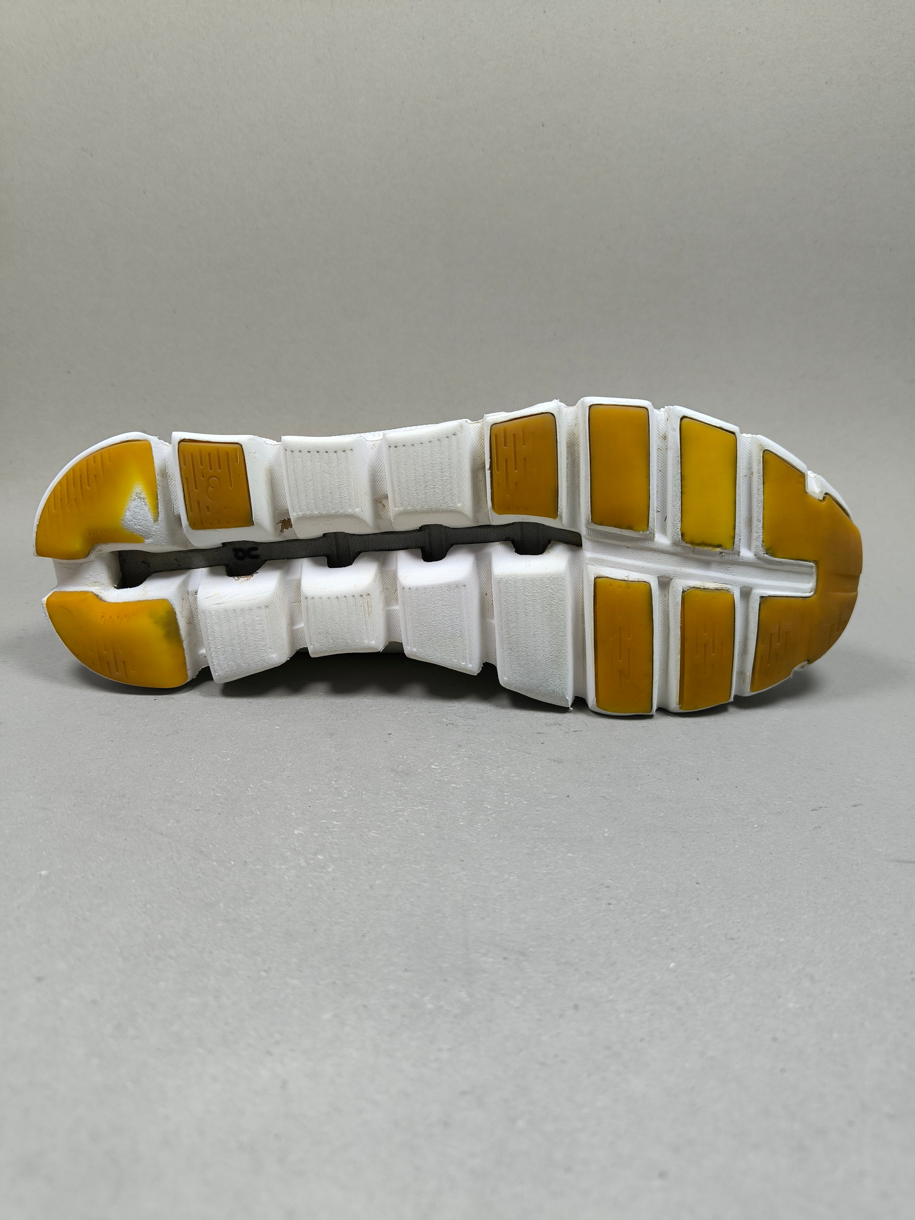 On Cloud 5 . Size : EUR  39 | Excellent+