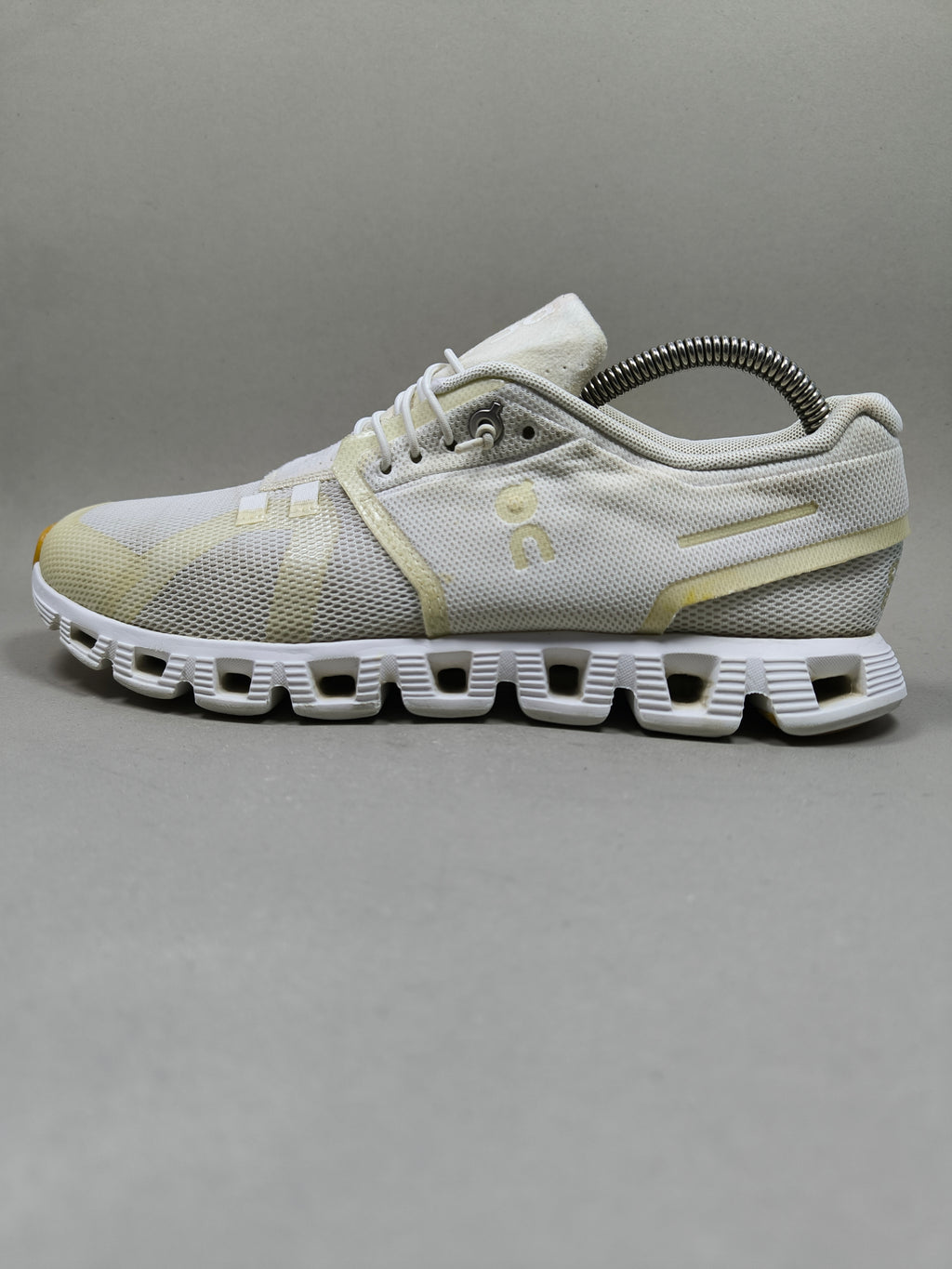 On Cloud 5 . Size : EUR  39 | Excellent+