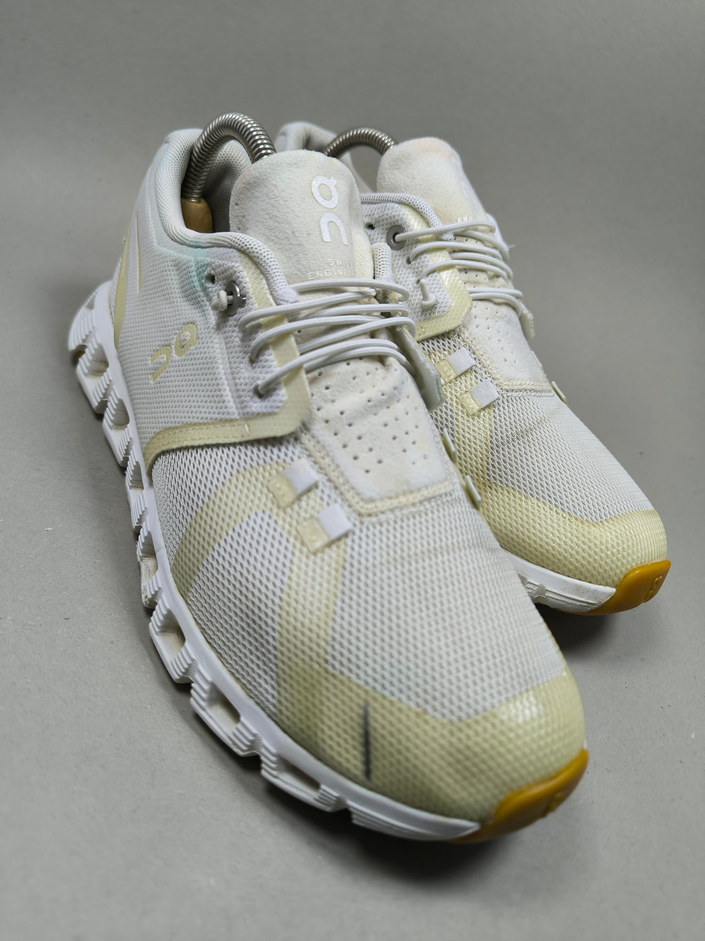 On Cloud 5 . Size : EUR  39 | Excellent+