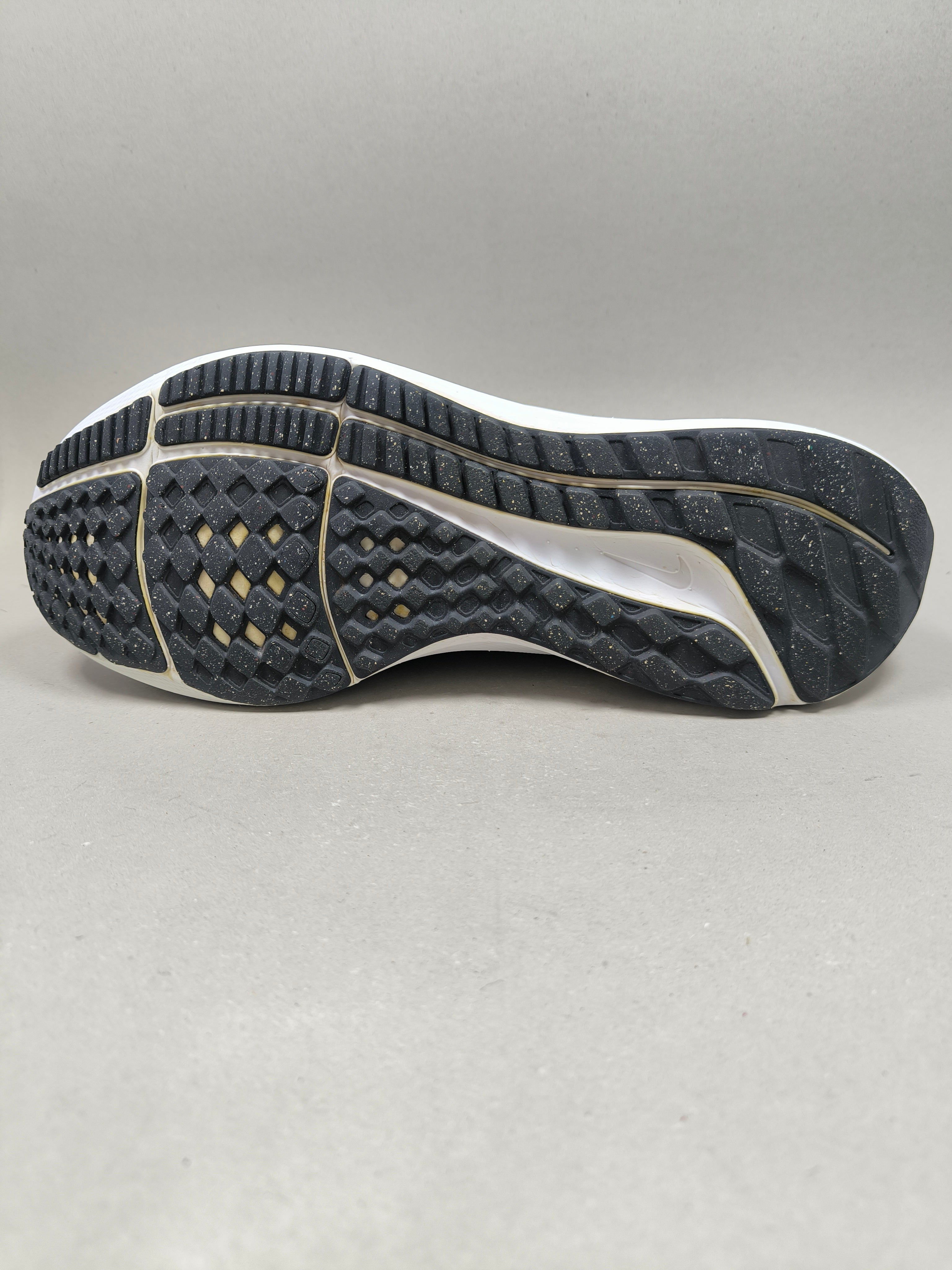 Nike Air Zoom Pegasus 39 . Size : EUR  40.5 | Premium