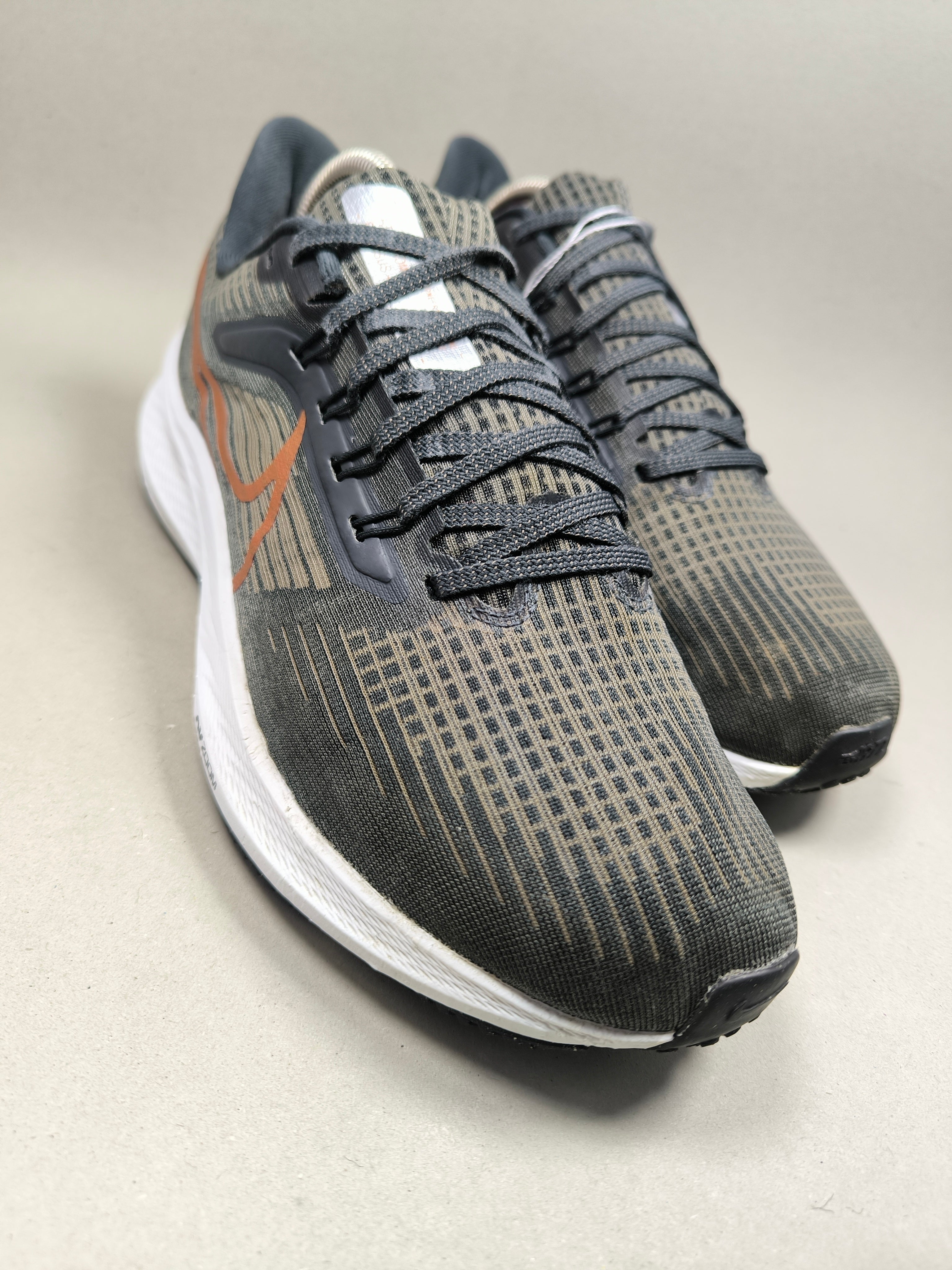 Nike Air Zoom Pegasus 39 . Size : EUR  40.5 | Premium