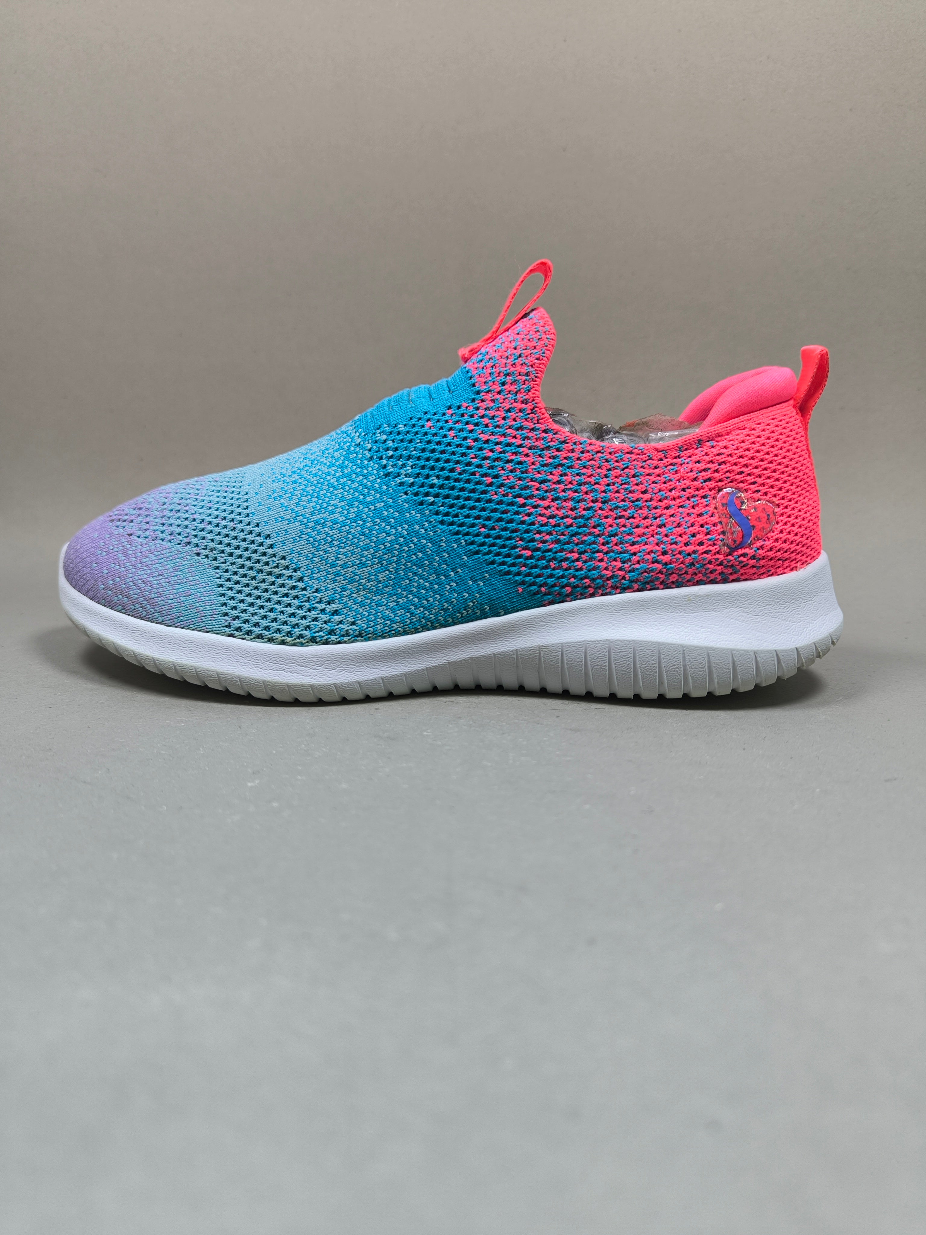 Skechers Ultra Flex . Size : EUR  33 | Premium