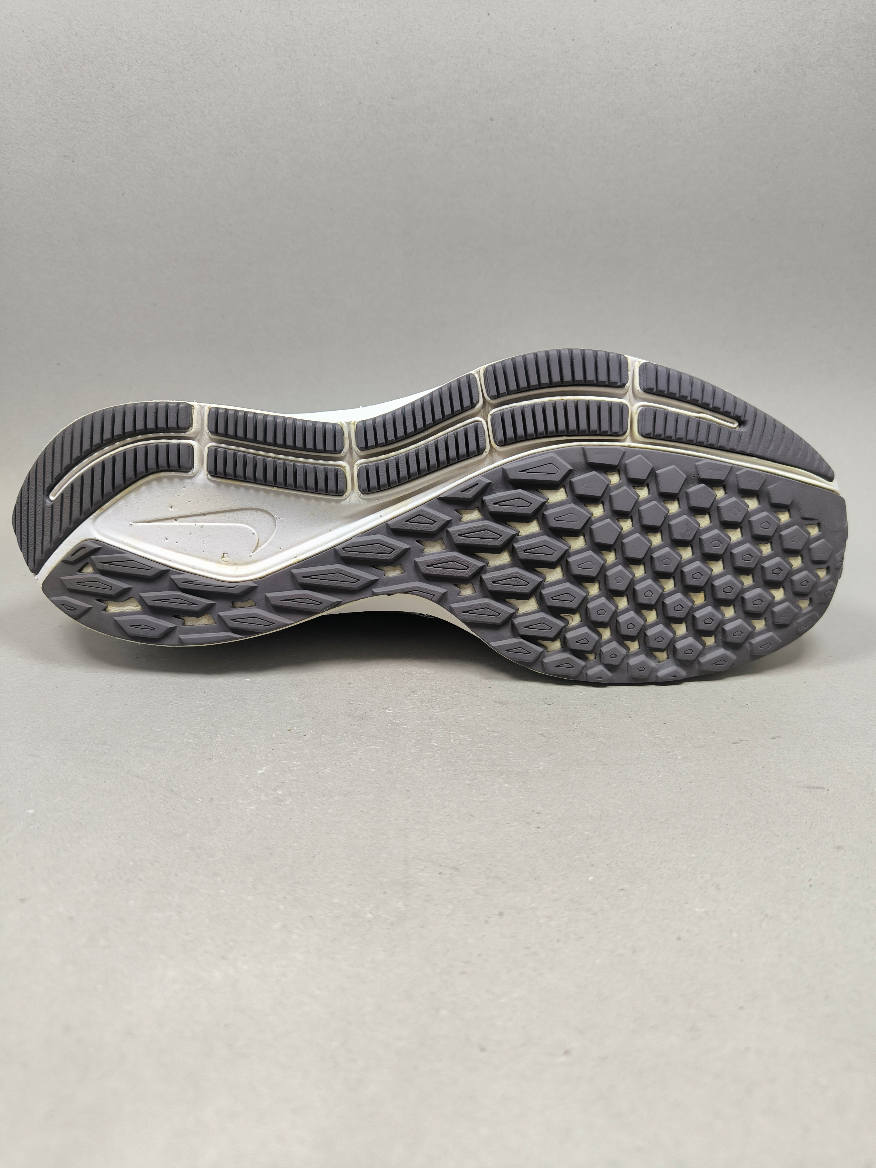 Nike Zoom Air Pegasus 35 . Size : EUR  41 | Premium