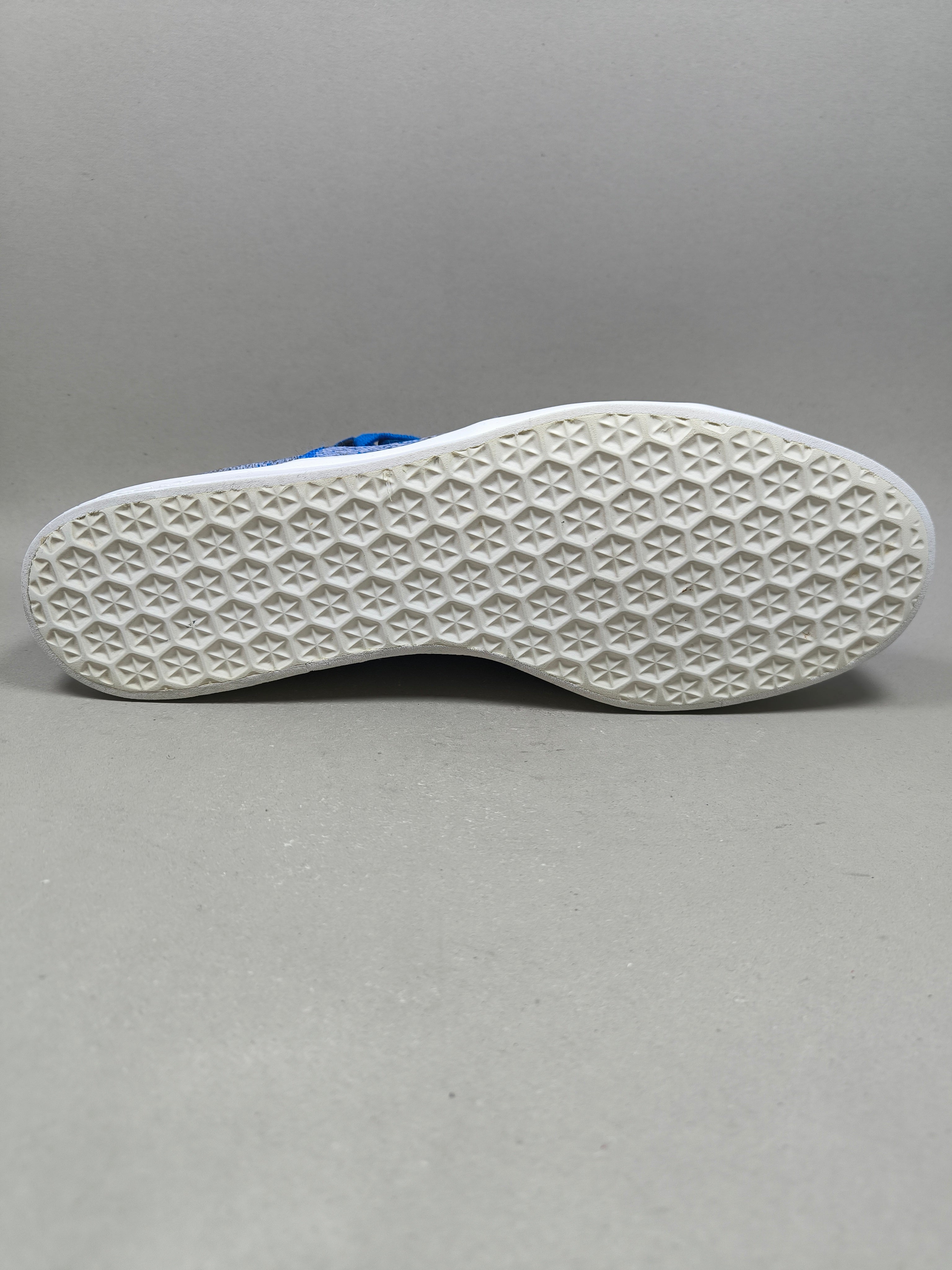 Adidas Pharell William . Size : EUR  46 | Premium