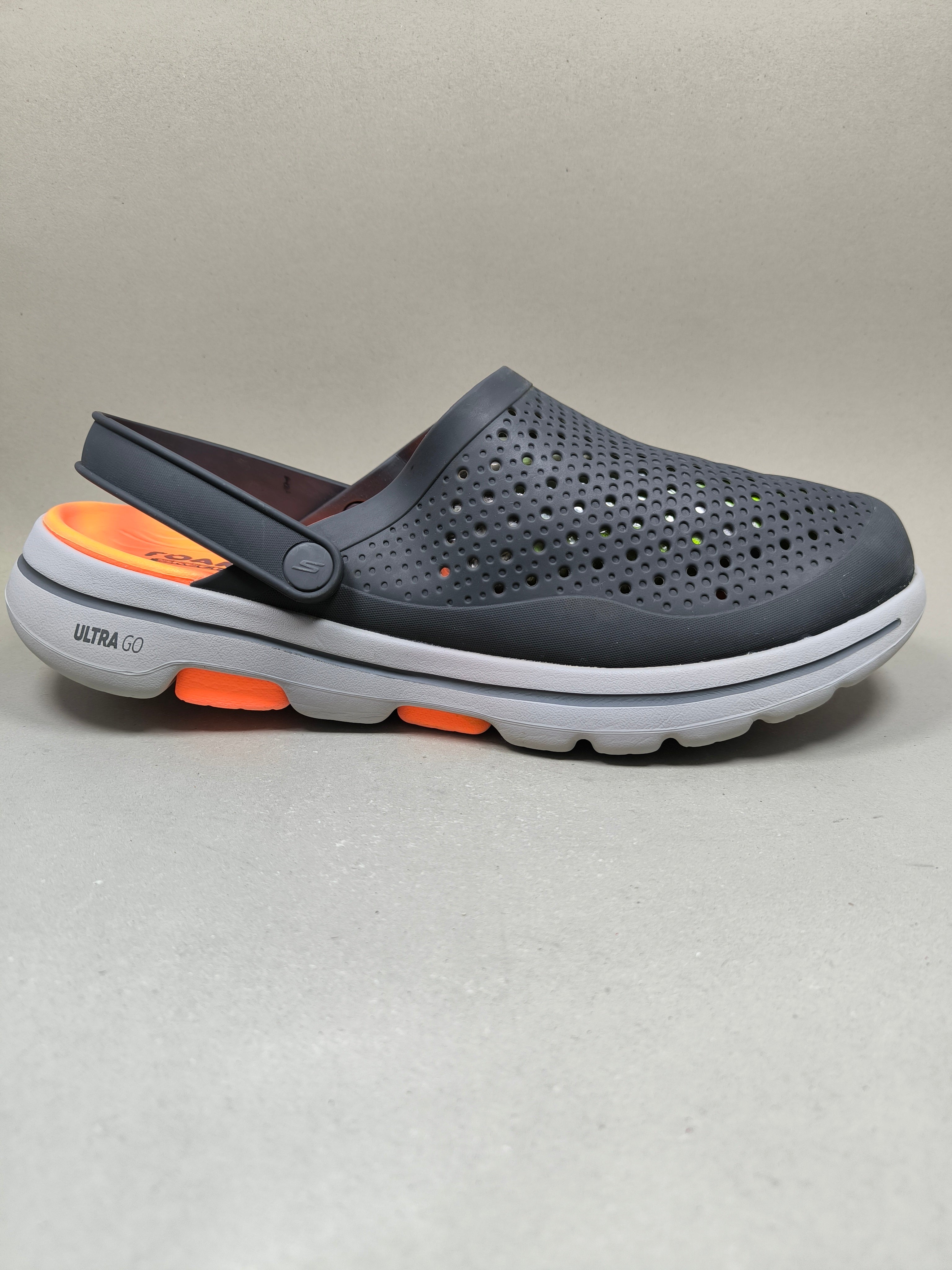 Skechers Foamies Go Walk 5 . Size : EUR  48/49  | Premium