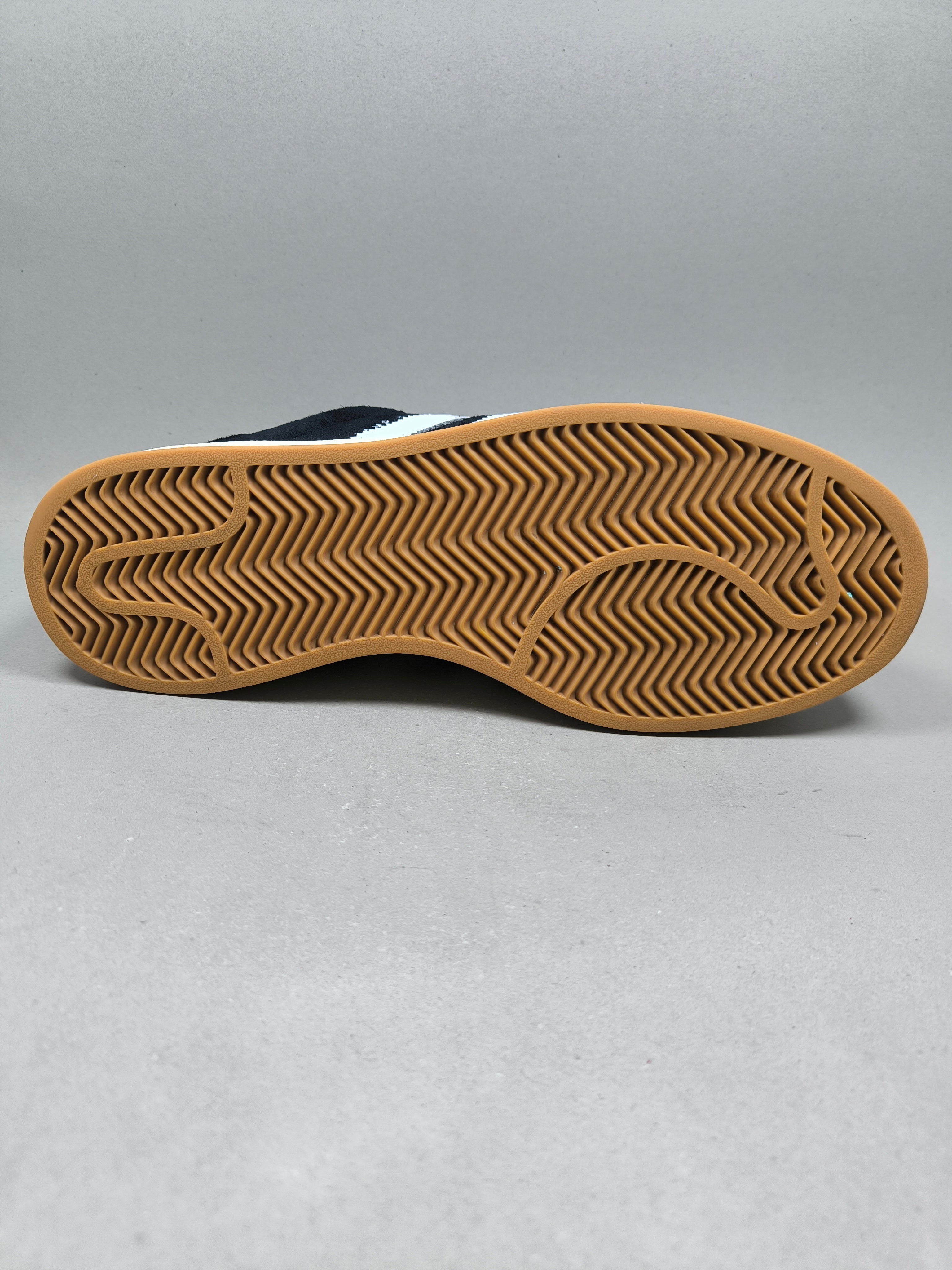 Adidas Campus . Size : EUR  45 | Premium