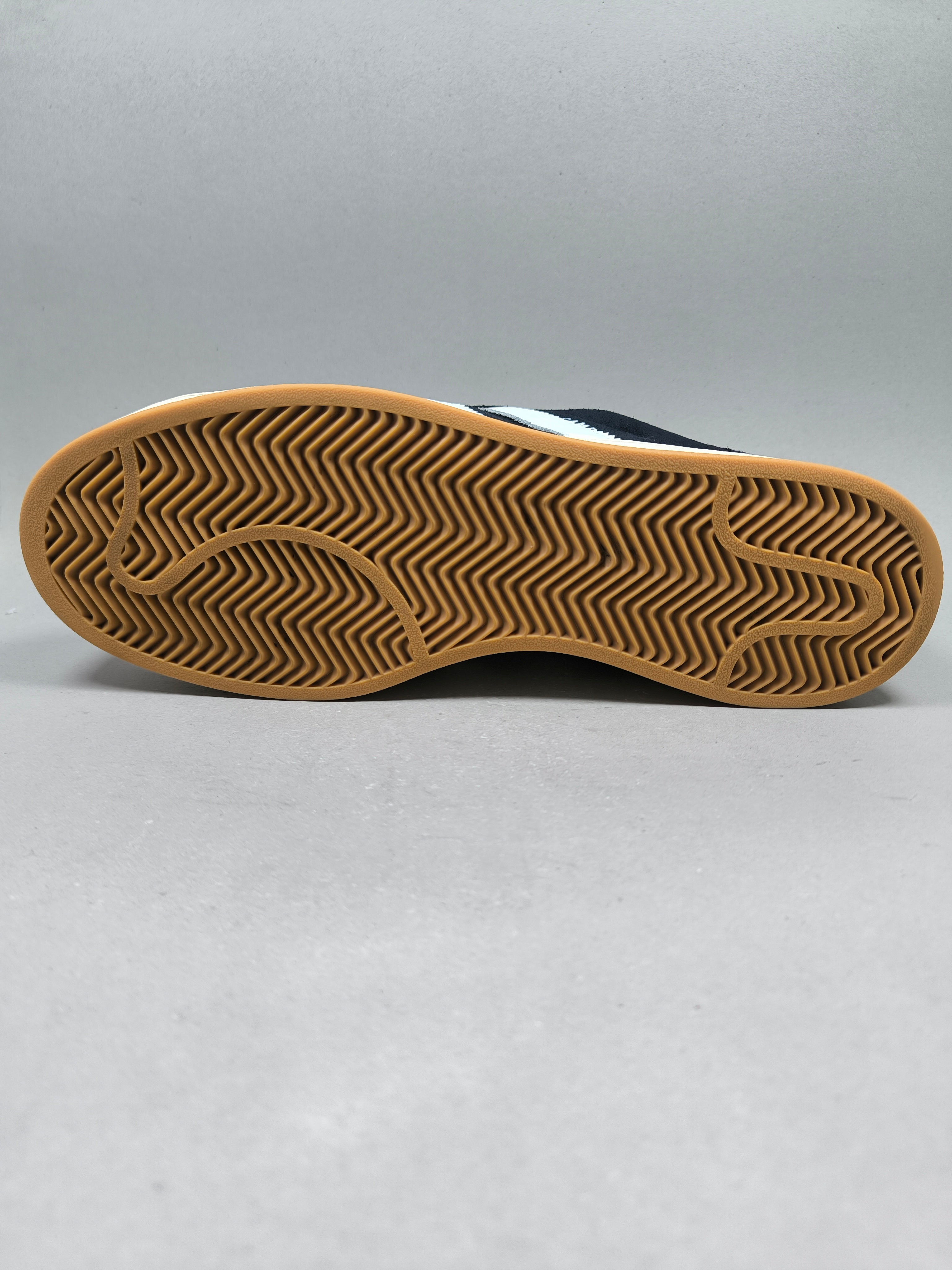 Adidas Campus . Size : EUR  45 | Premium