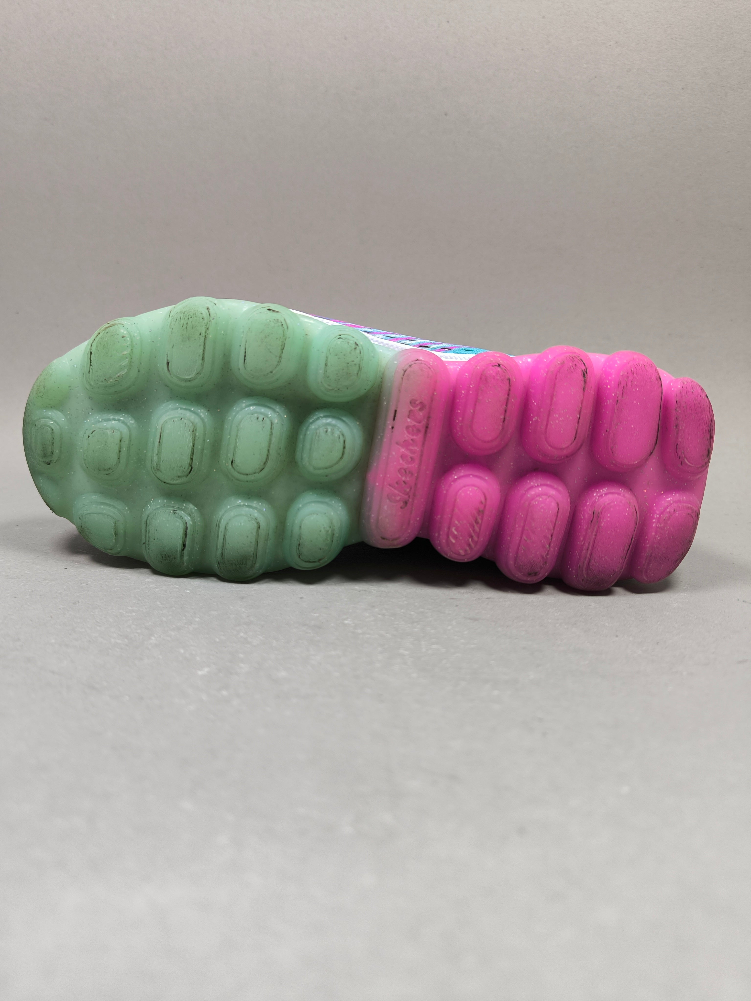 Skechers Bounce n Bop . Size : EUR  33 | Excellent+