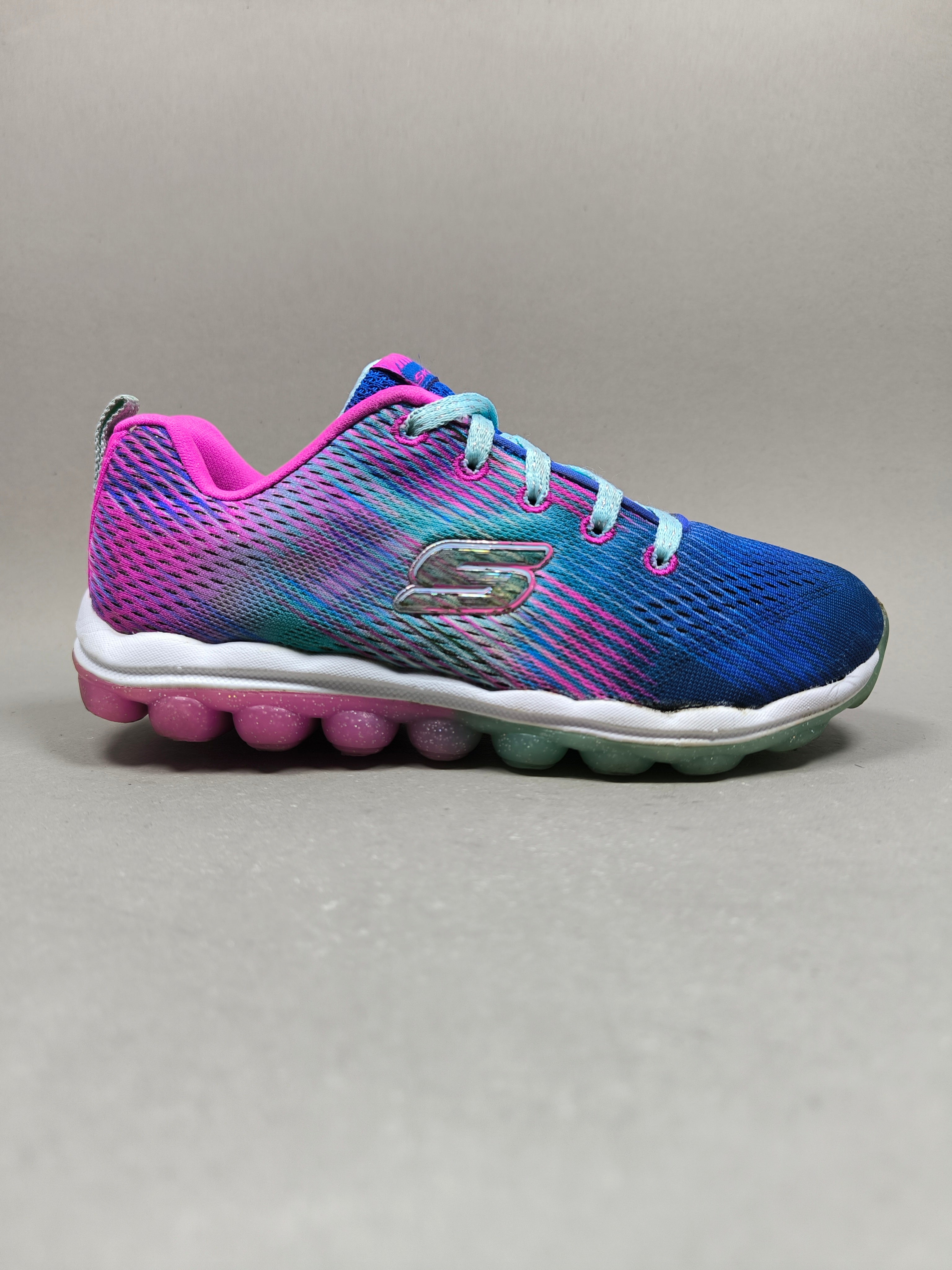 Skechers Bounce n Bop . Size : EUR  33 | Excellent+