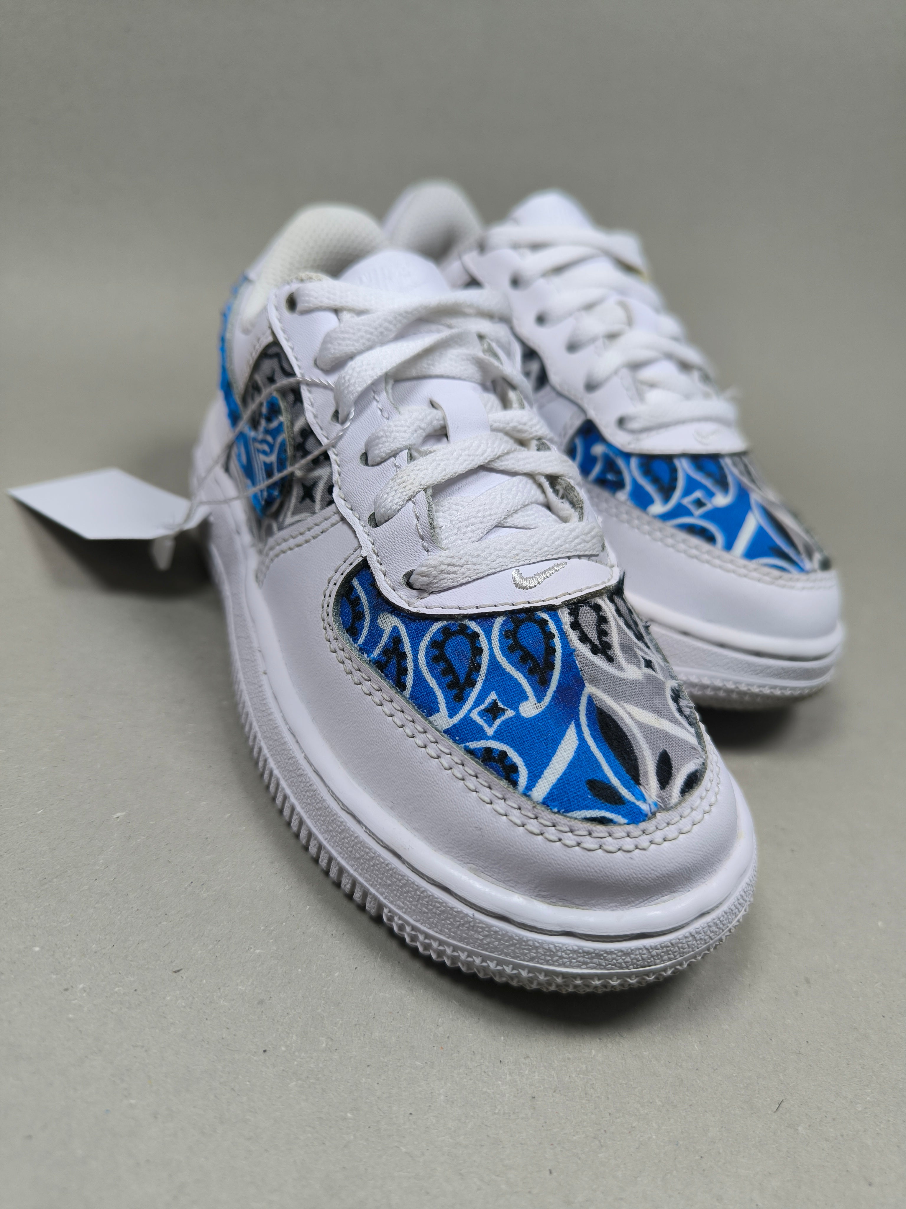 Nike Air Force 1 Blue Paisley . Size  : EUR  28 | Premium